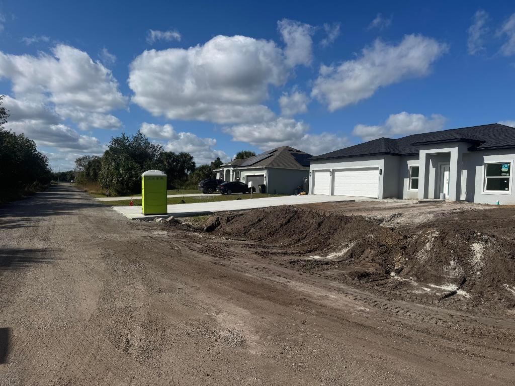 PORT MALABAR UNIT 49 - Land