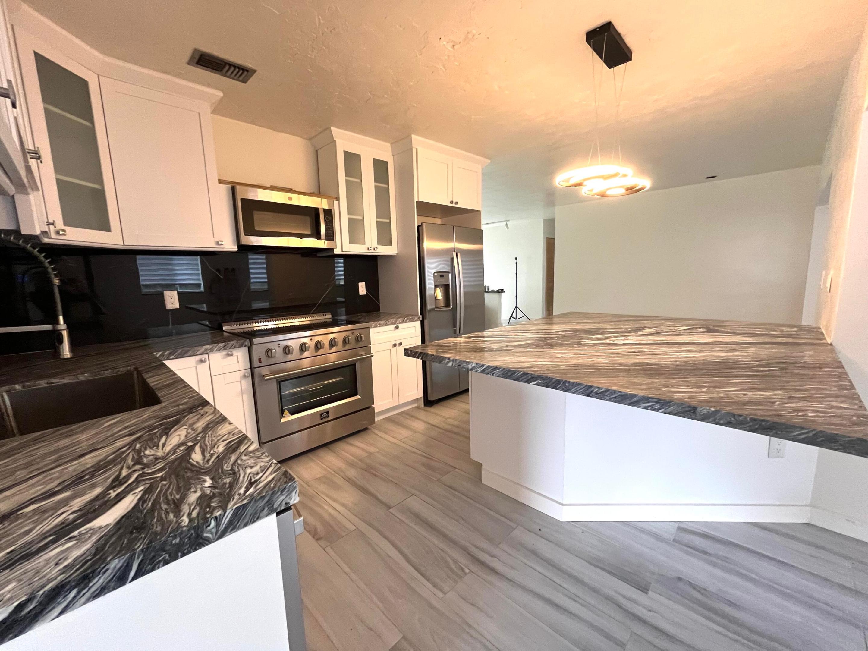 CYPRESS COVE ESTATES SEC 1 - Residential