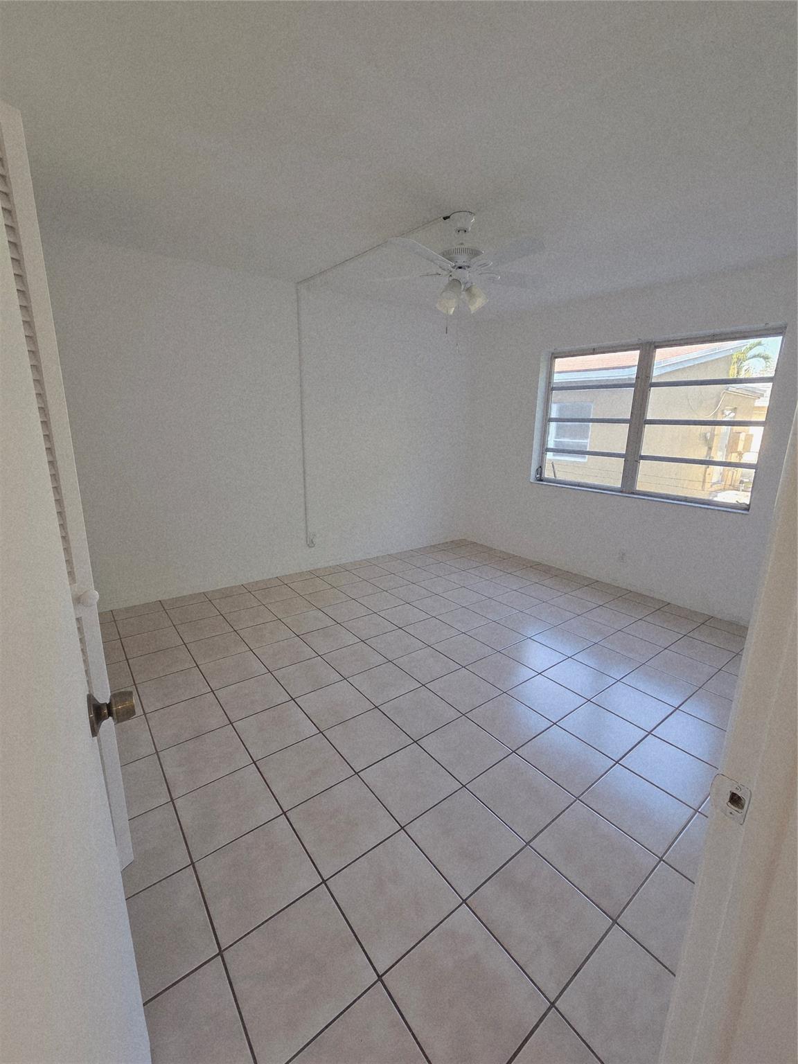 Chateau Dreamer Condo - Residential Lease