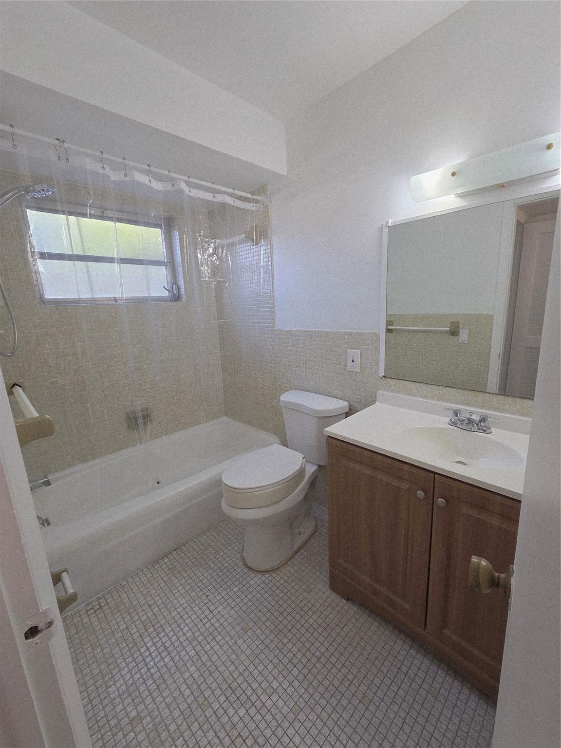 Chateau Dreamer Condo - Residential Lease