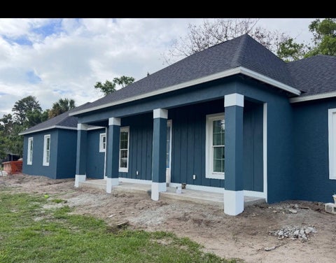 Tiny photo for 1606 24TH Avenue, Vero Beach, FL 32960 (MLS # B26090311)