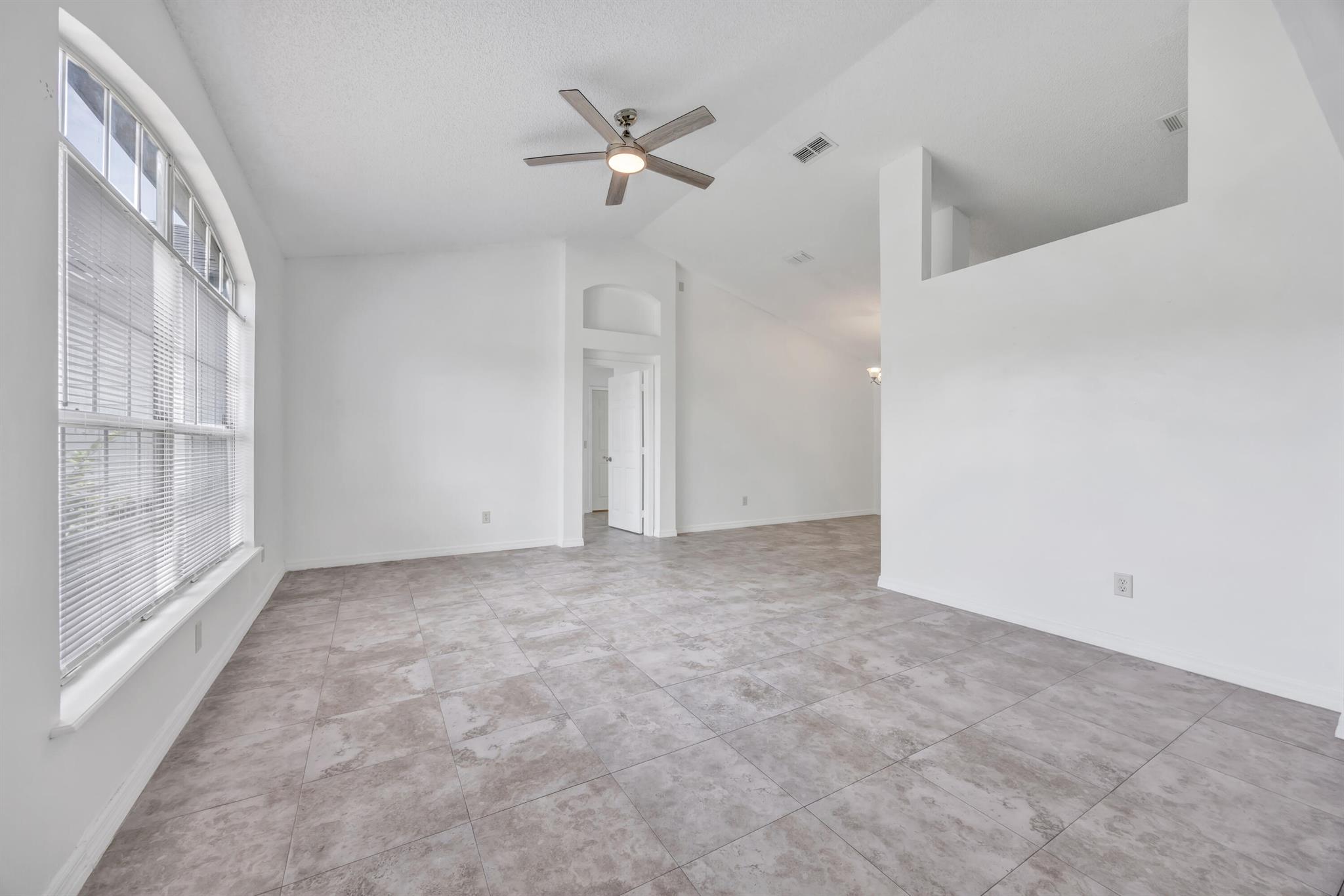 COUNTRY CREEK UNIT 09 - Residential