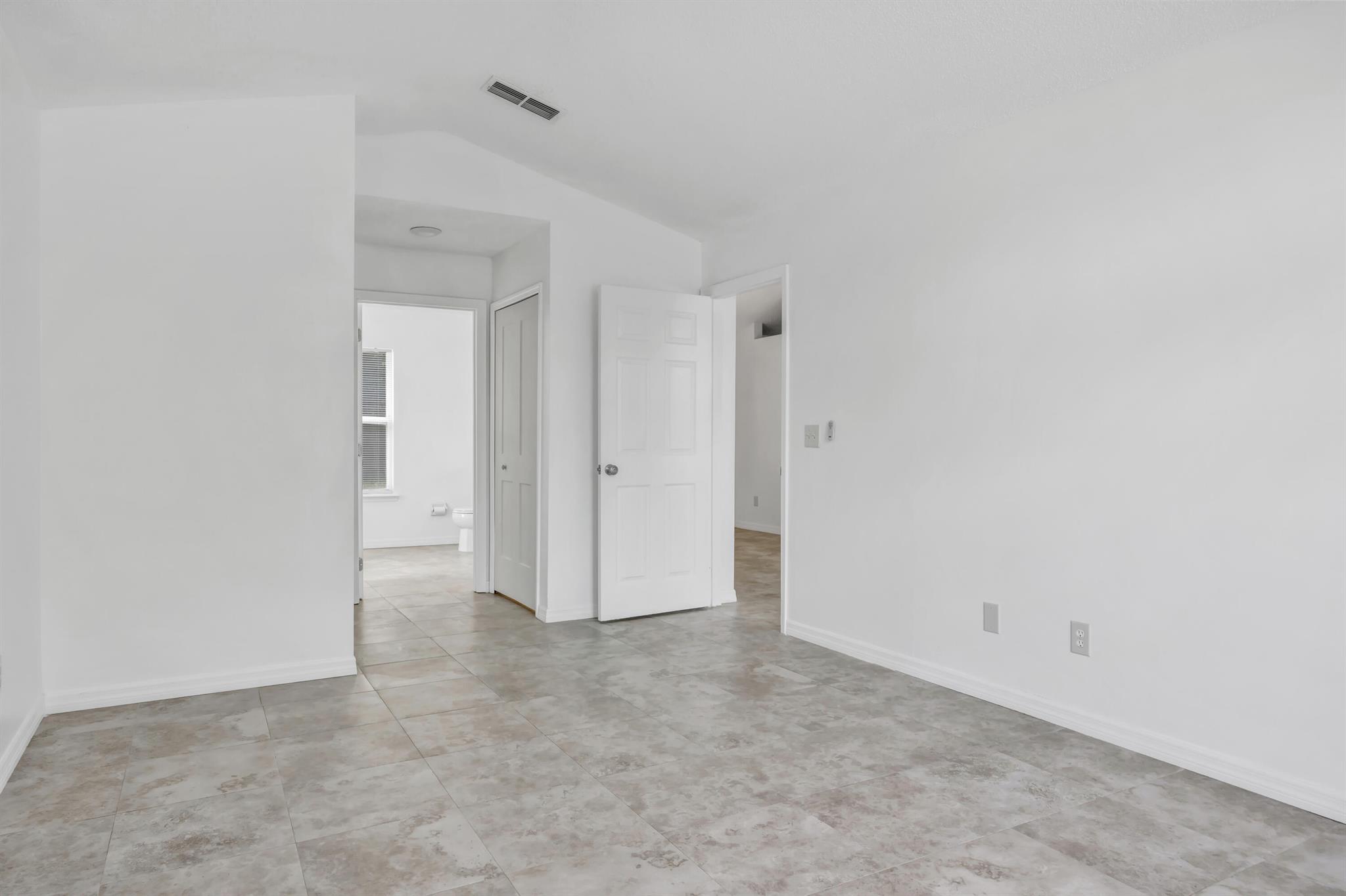 COUNTRY CREEK UNIT 09 - Residential