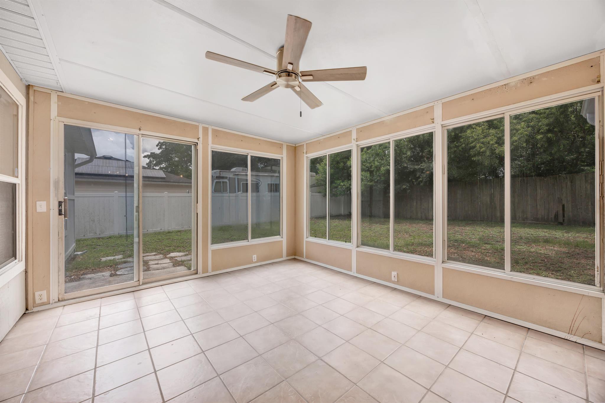 COUNTRY CREEK UNIT 09 - Residential