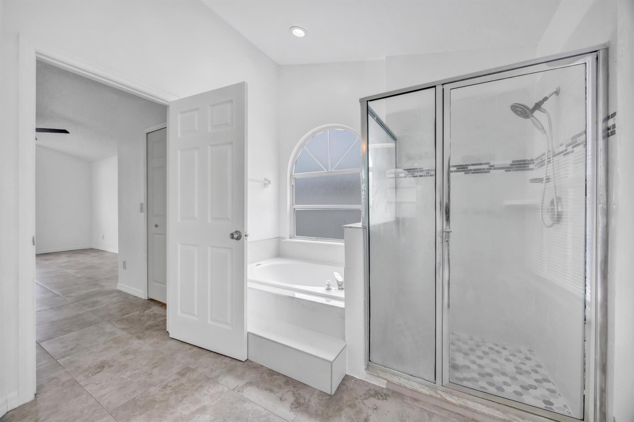 COUNTRY CREEK UNIT 09 - Residential