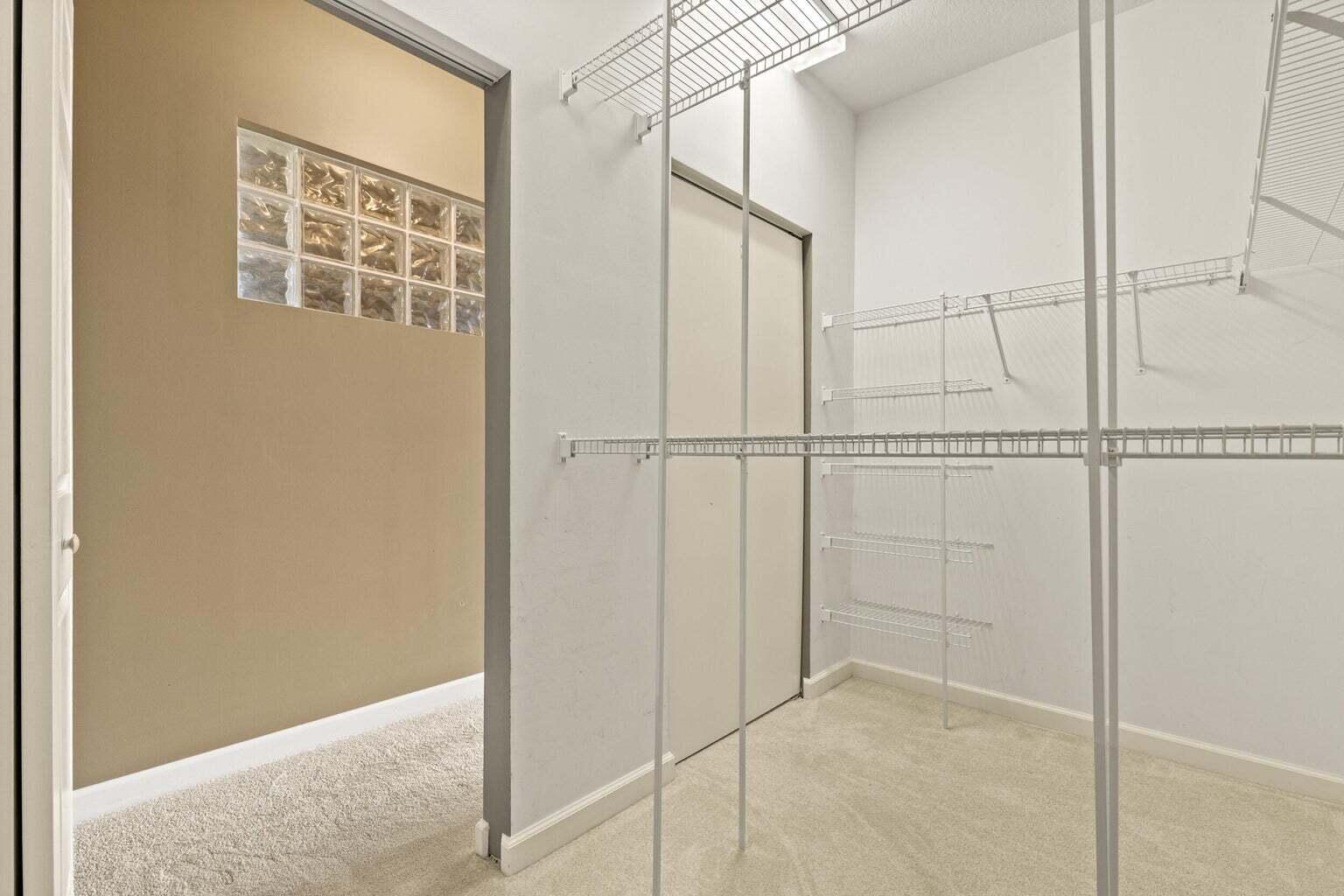 PORT ST LUCIE SECTION 33 - Residential