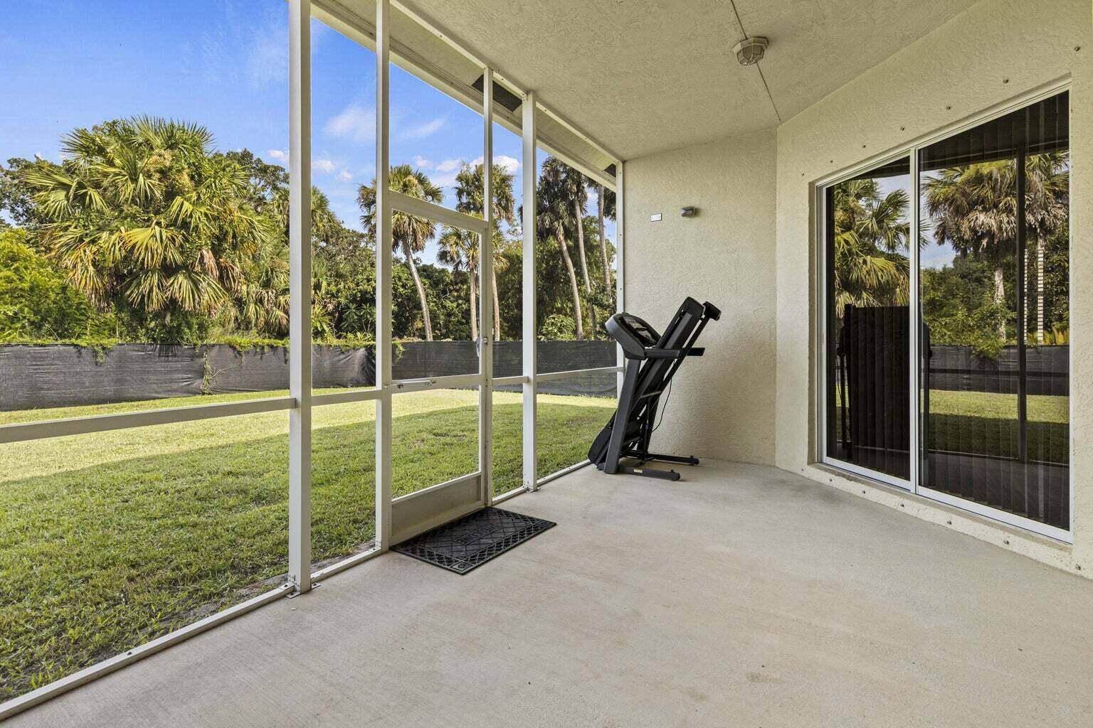 PORT ST LUCIE SECTION 33 - Residential