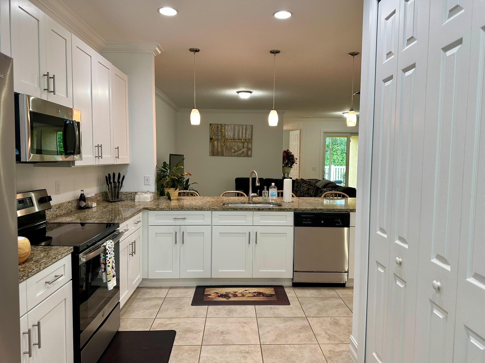 ST ANDREWS TOWNHOMES REPL - Residential Lease