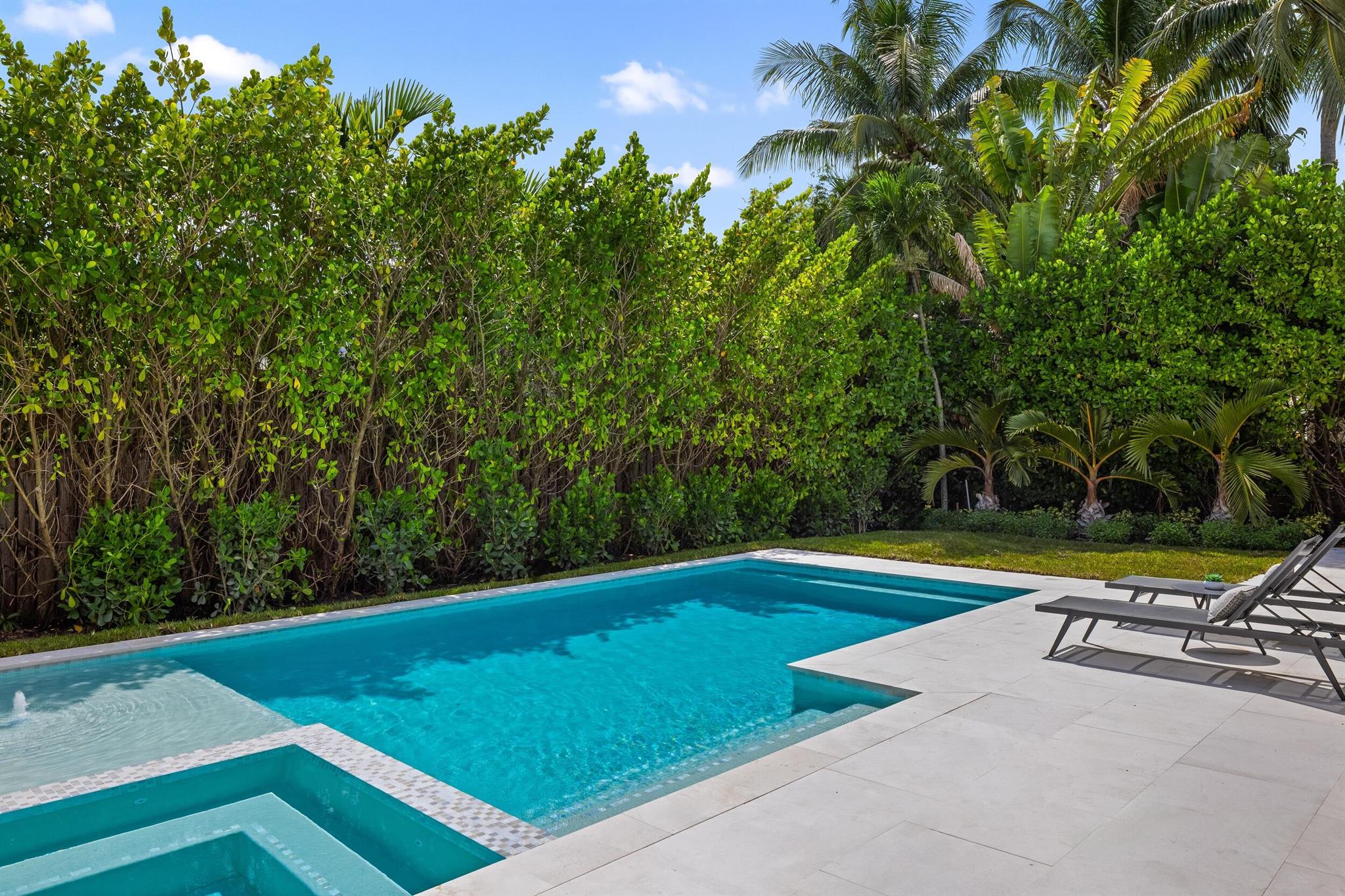 HIGH ACRES 3RD ADD - Residential