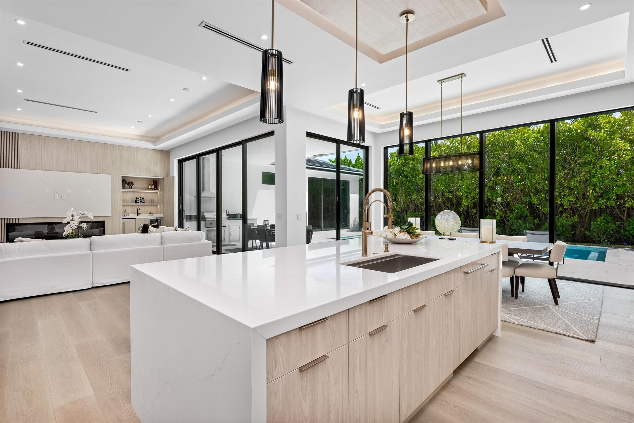 HIGH ACRES 3RD ADD - Residential