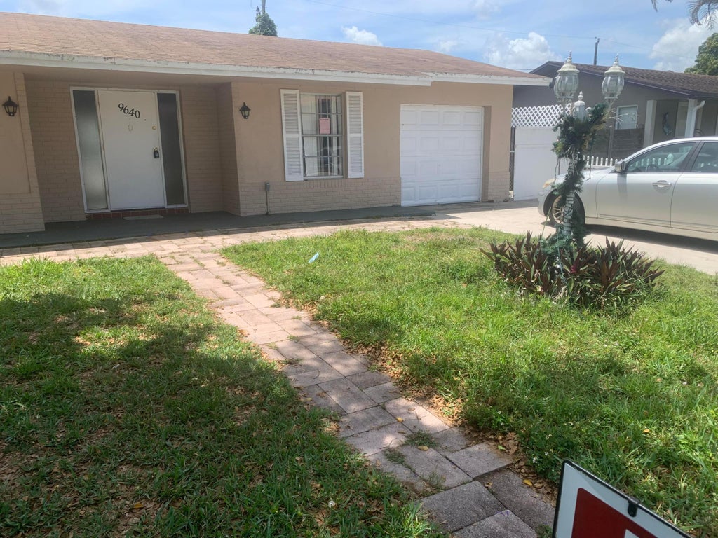 Photo of 9640 SW 1ST Place, Boca Raton, FL 33428 (MLS # B26080002)