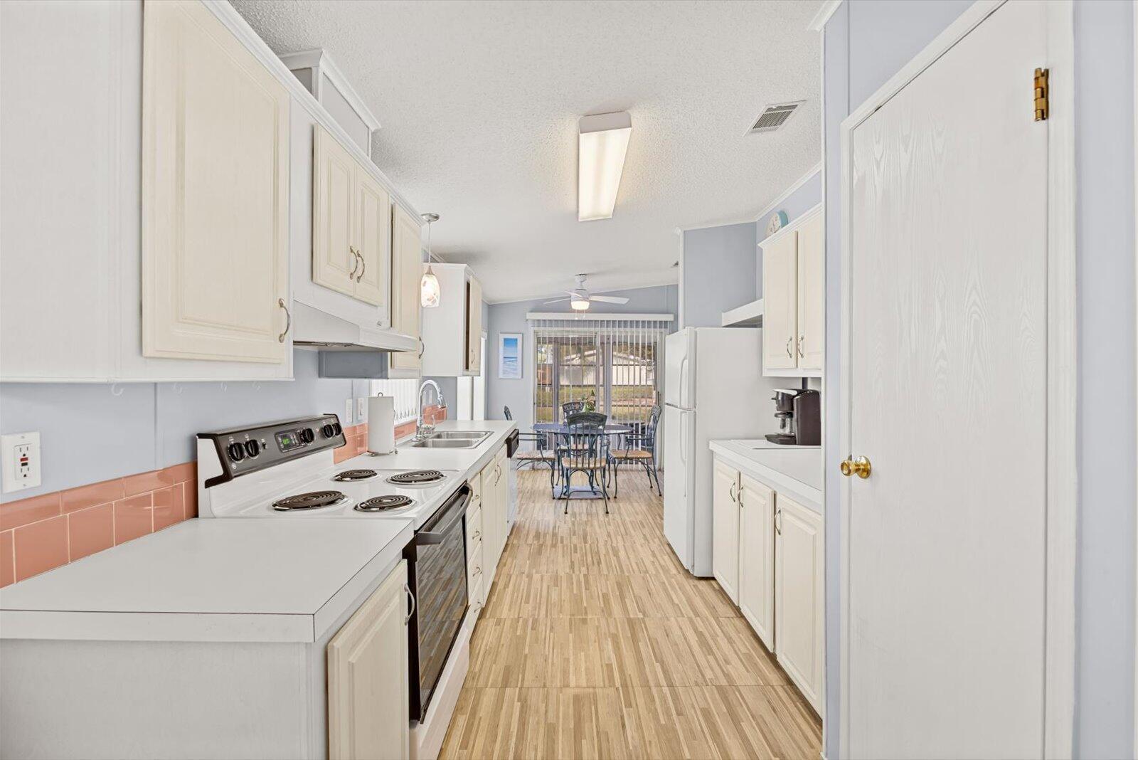 SAVANNA CLUB PLAT PHASE THREE - Residential