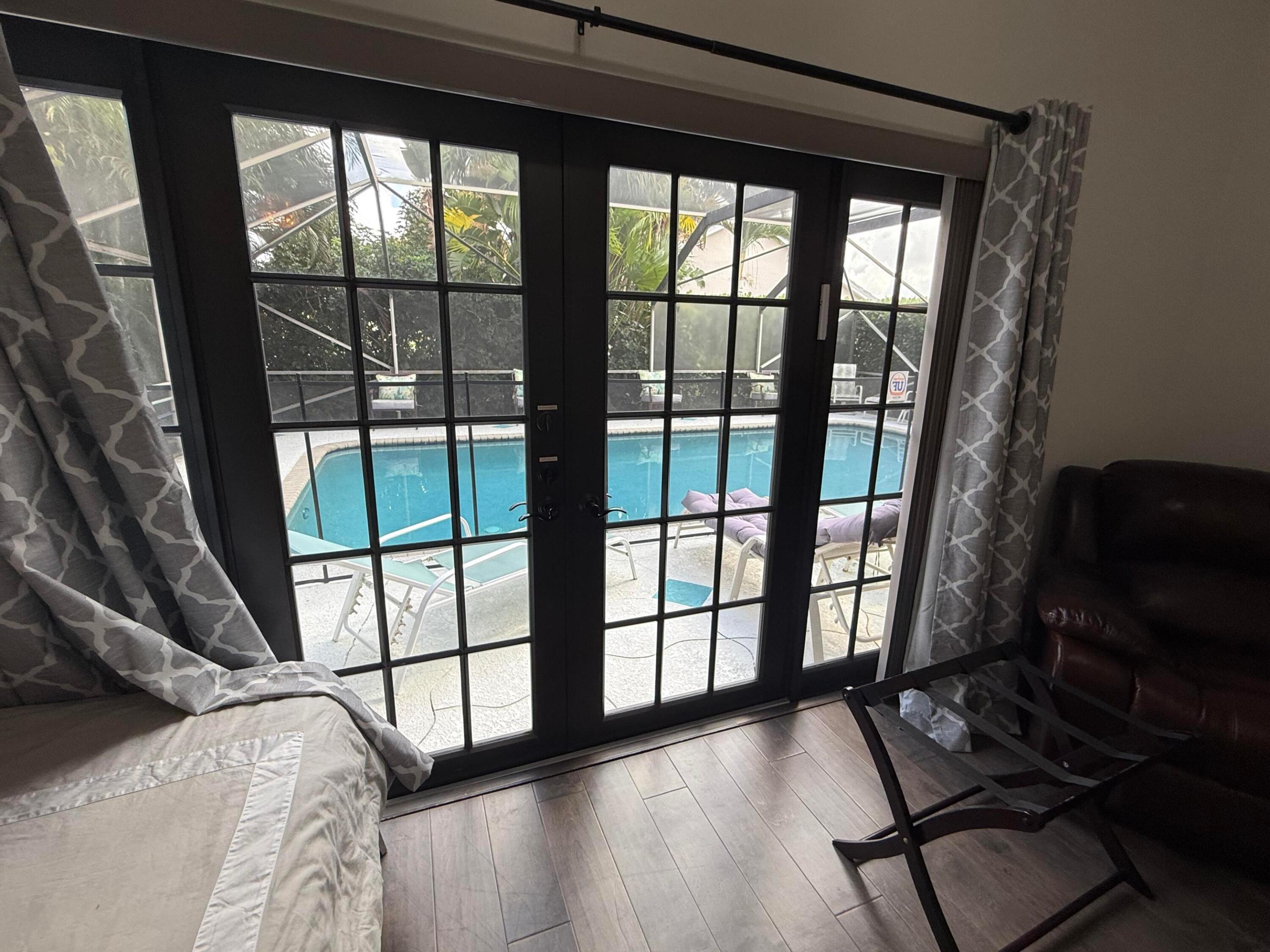 SUN VALLEY 2 - Residential Lease