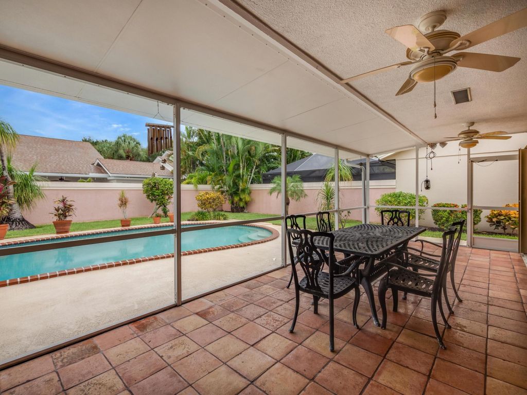 Photo of 132 Cape Pointe Circle, Jupiter, FL 33477 (MLS # R10925214)