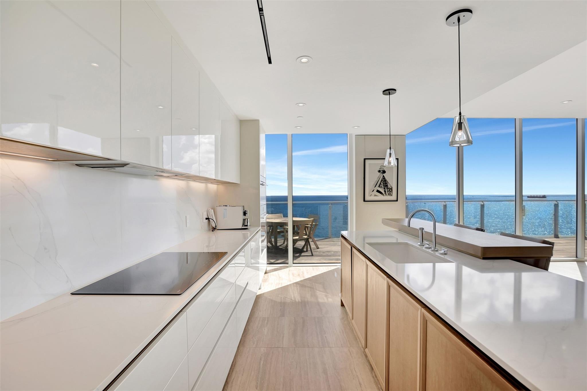 Four Seasons - Residential