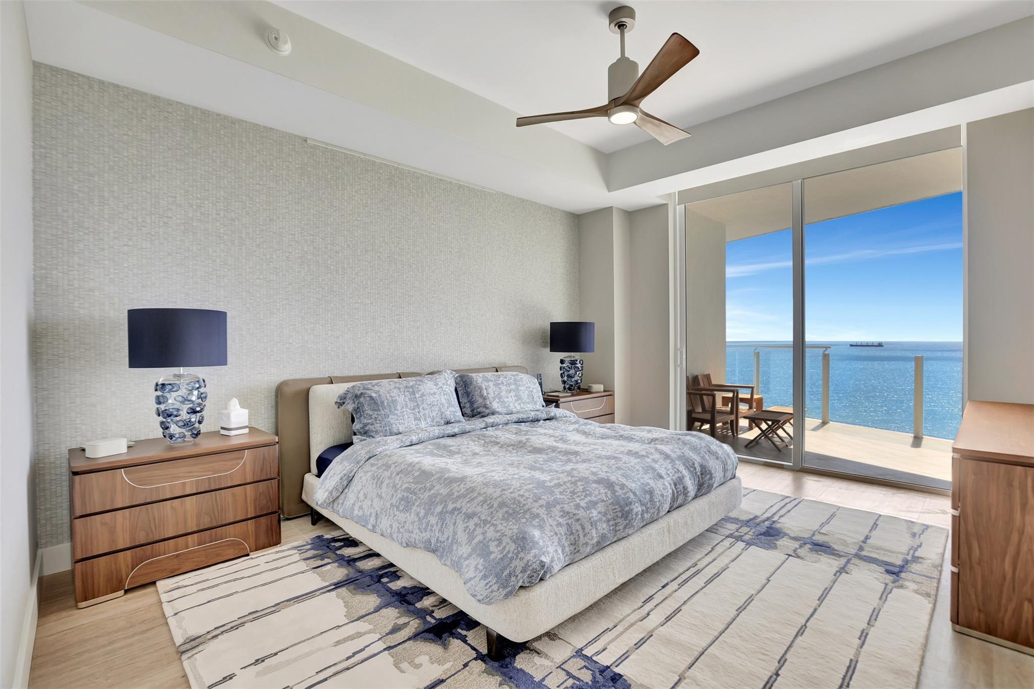 Four Seasons - Residential