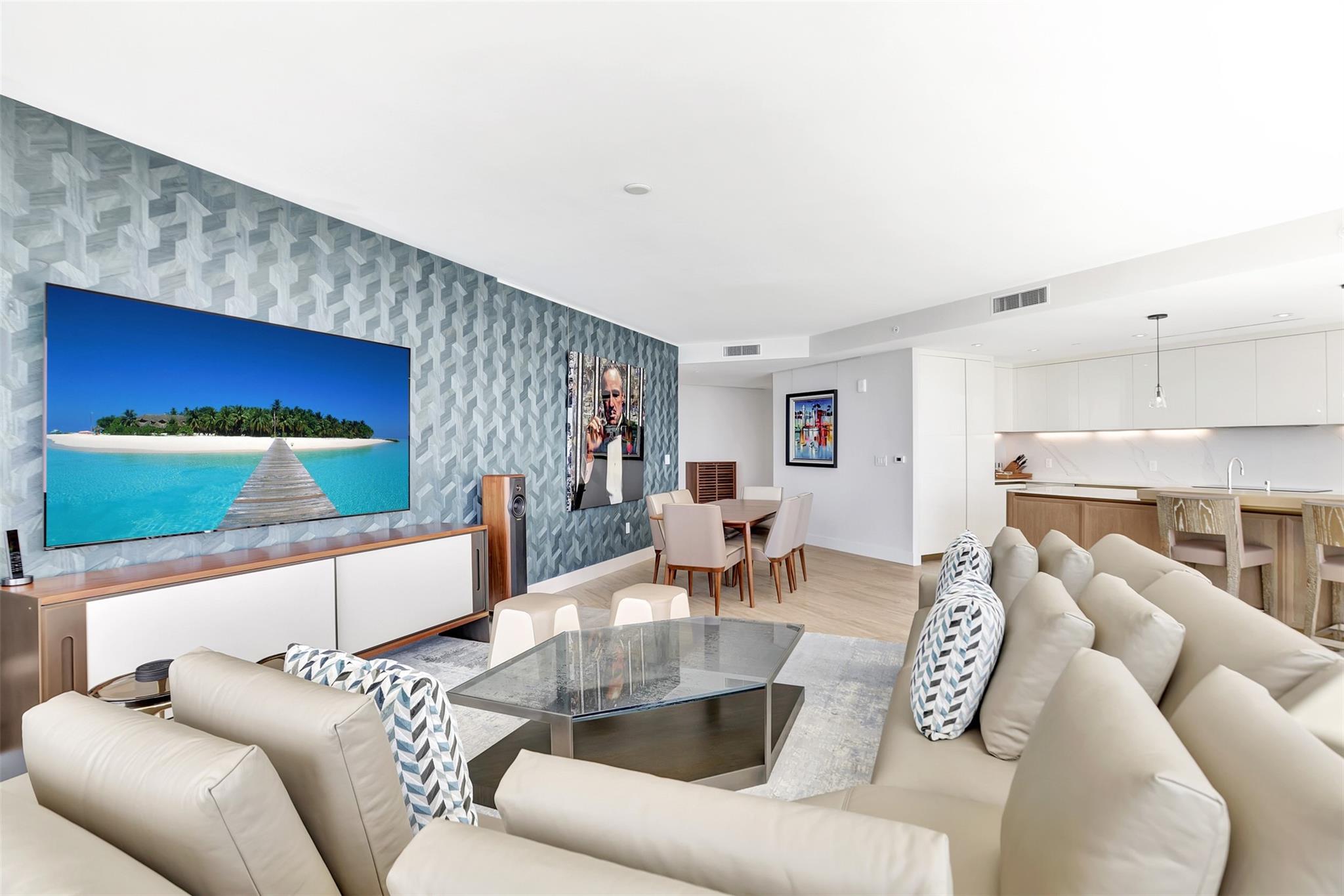 Four Seasons - Residential