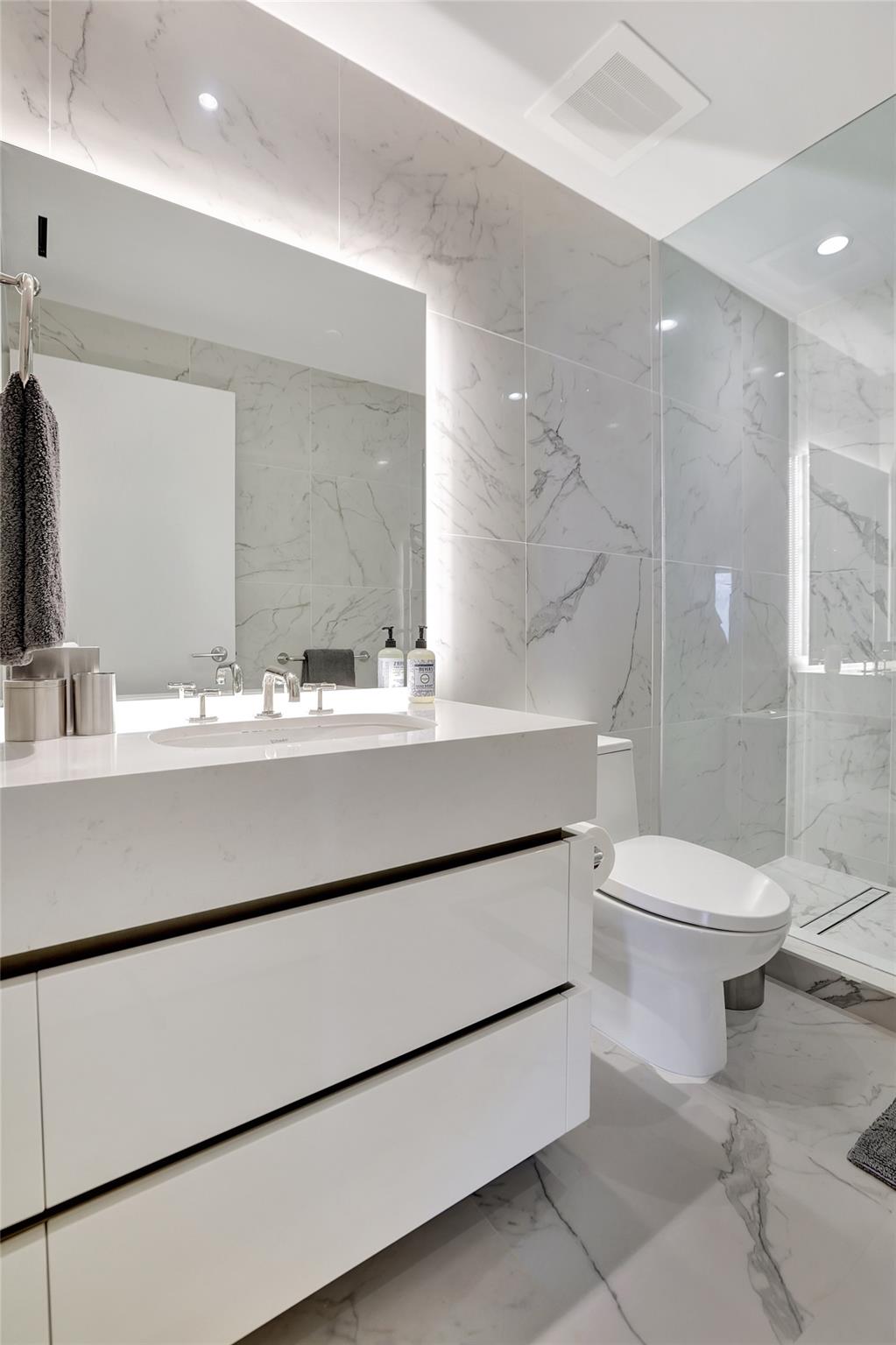 Four Seasons - Residential