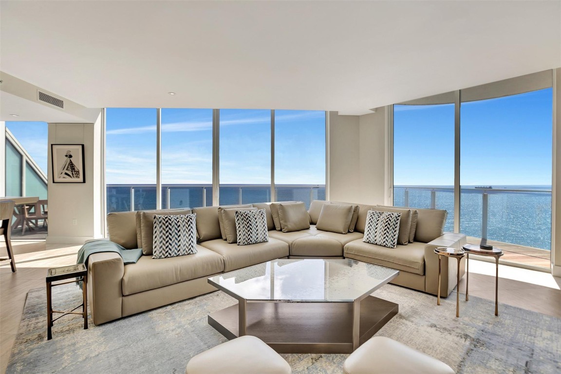 Four Seasons - Residential