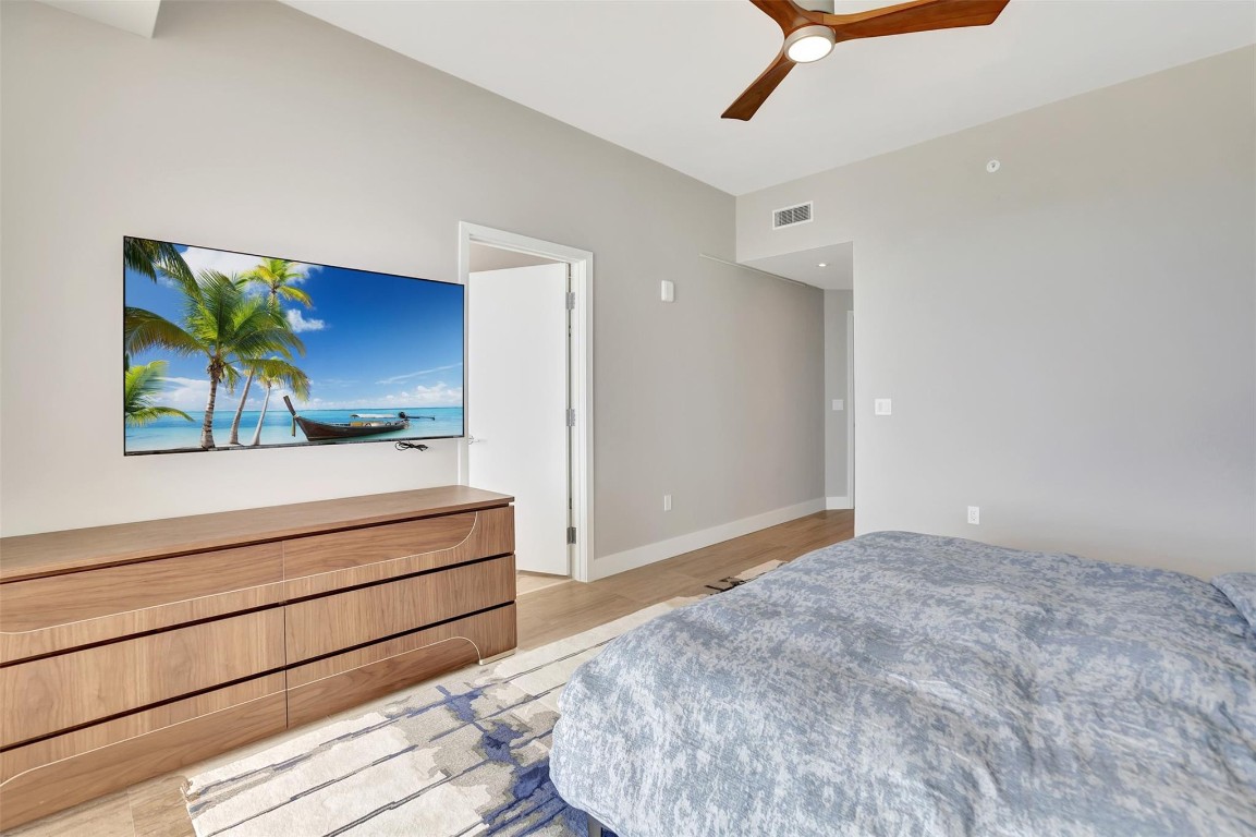 Four Seasons - Residential