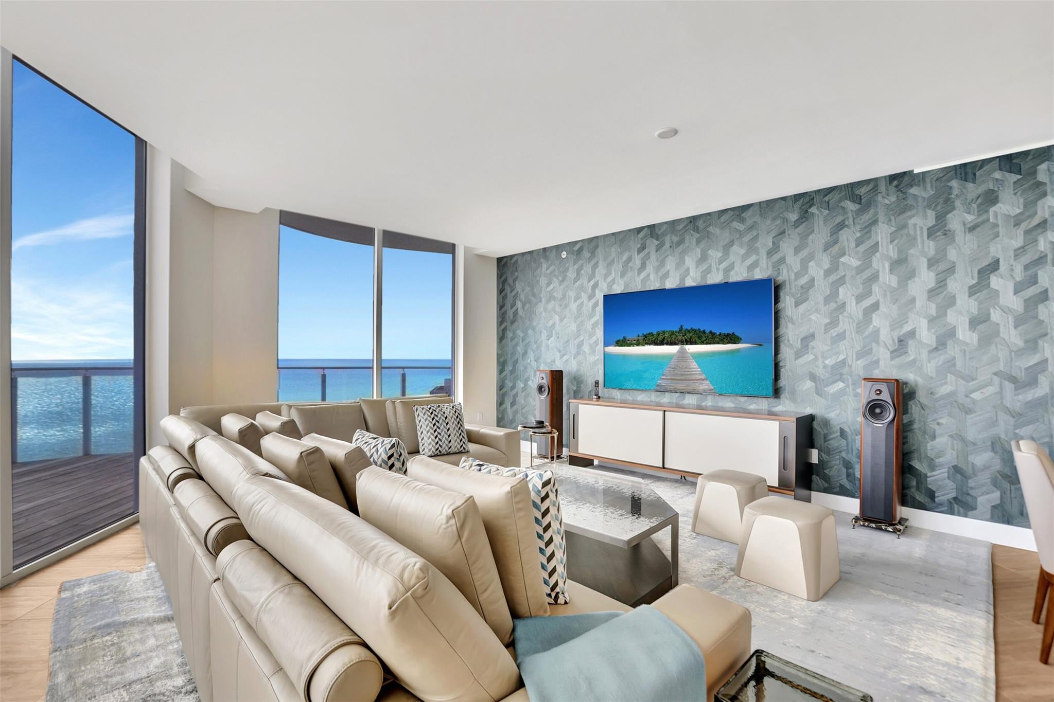 Four Seasons - Residential