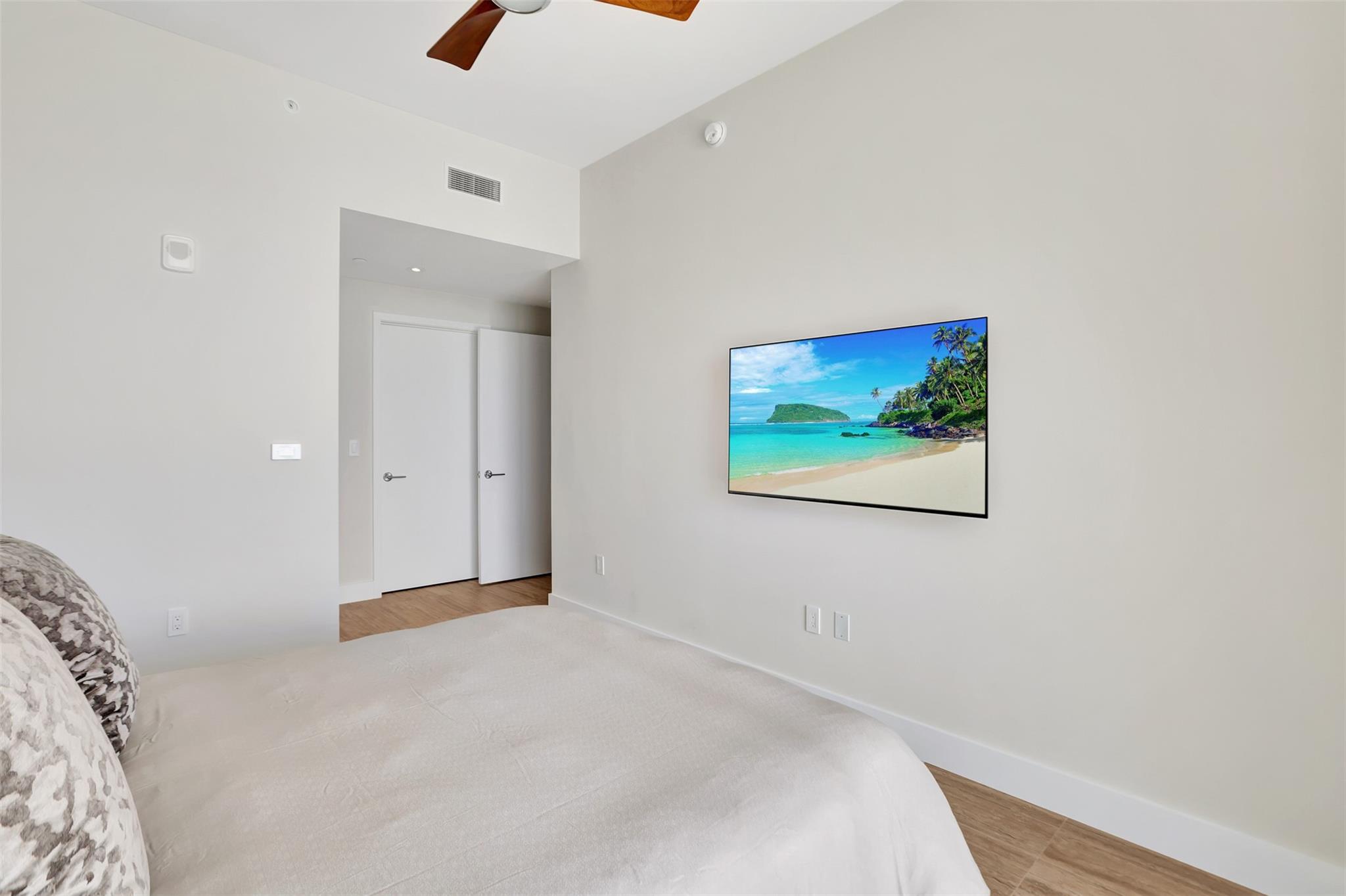 Four Seasons - Residential