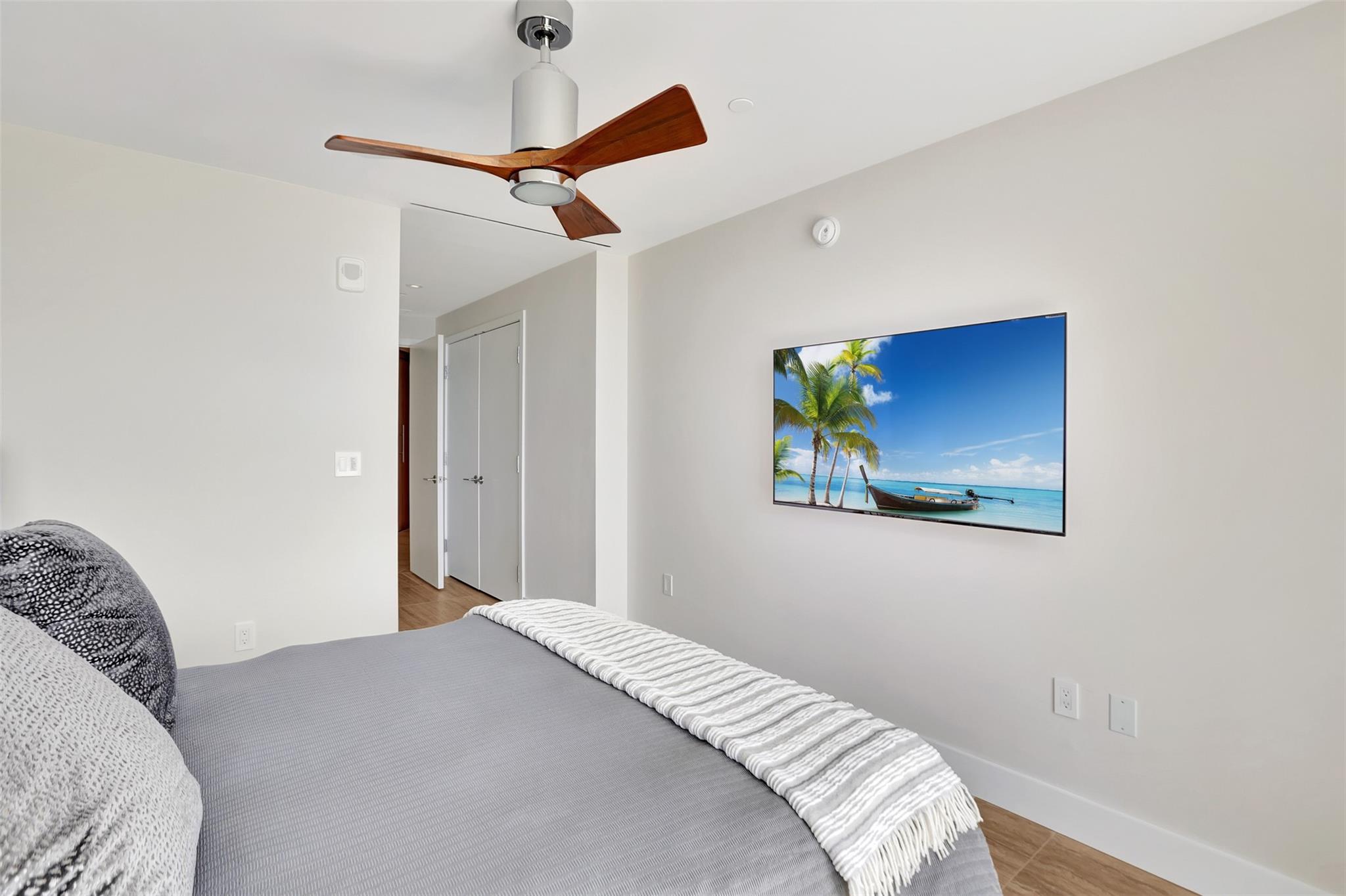 Four Seasons - Residential