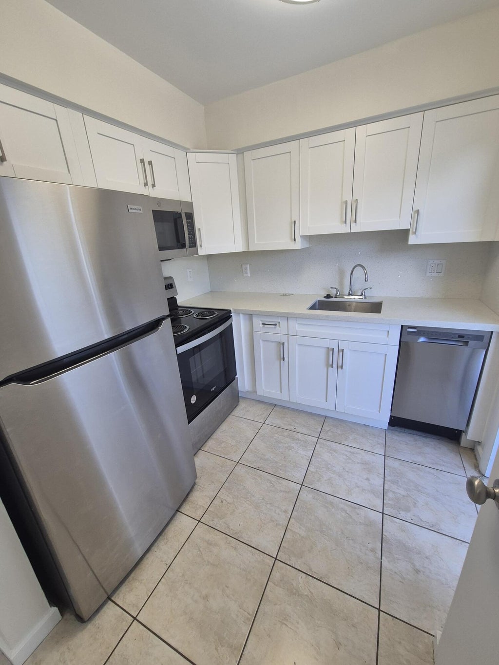 Photo of 3705 TYLER Street, Hollywood, FL 33021 (MLS # B26081644)