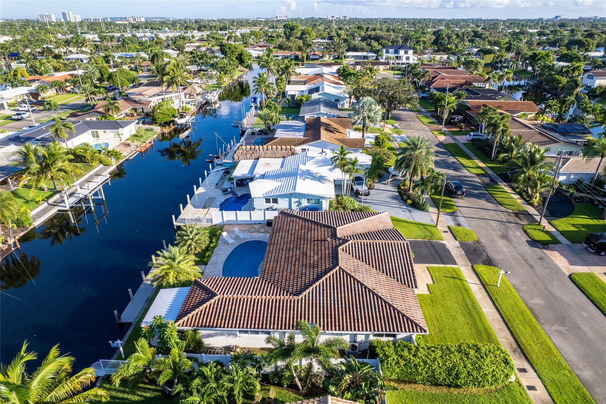 IMPERIAL POINT 4TH SEC - Residential Lease