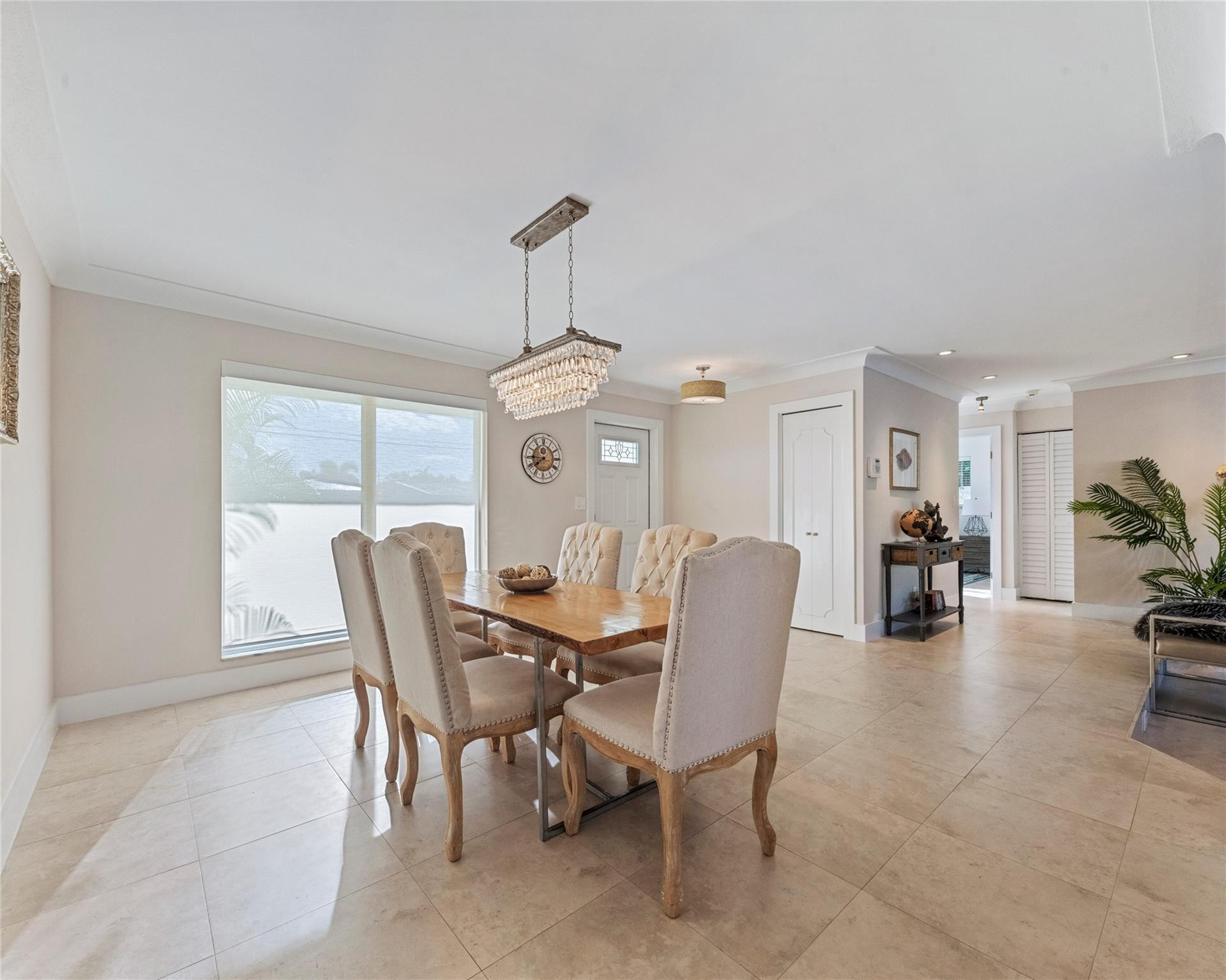 IMPERIAL POINT 4TH SEC - Residential Lease