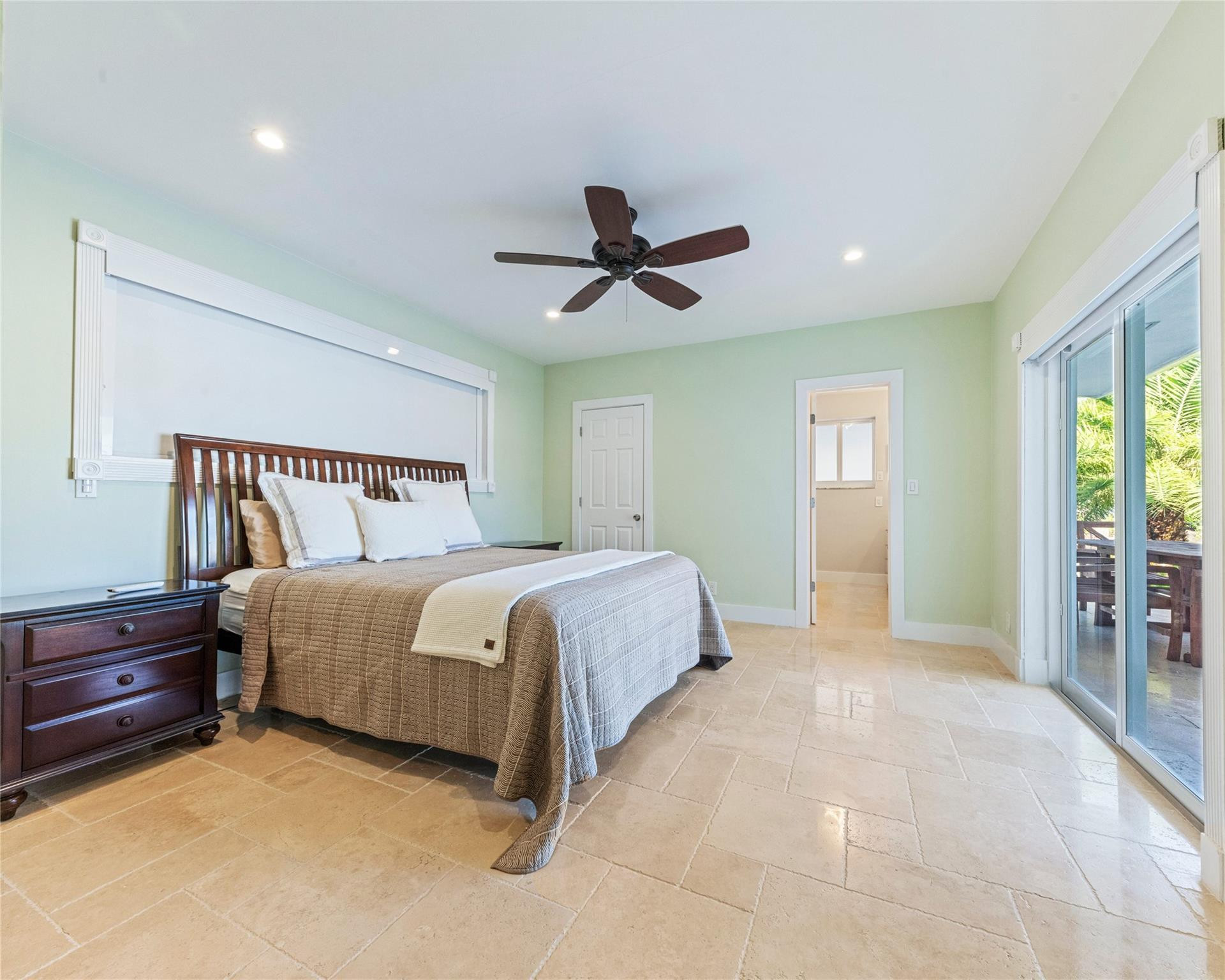 IMPERIAL POINT 4TH SEC - Residential Lease