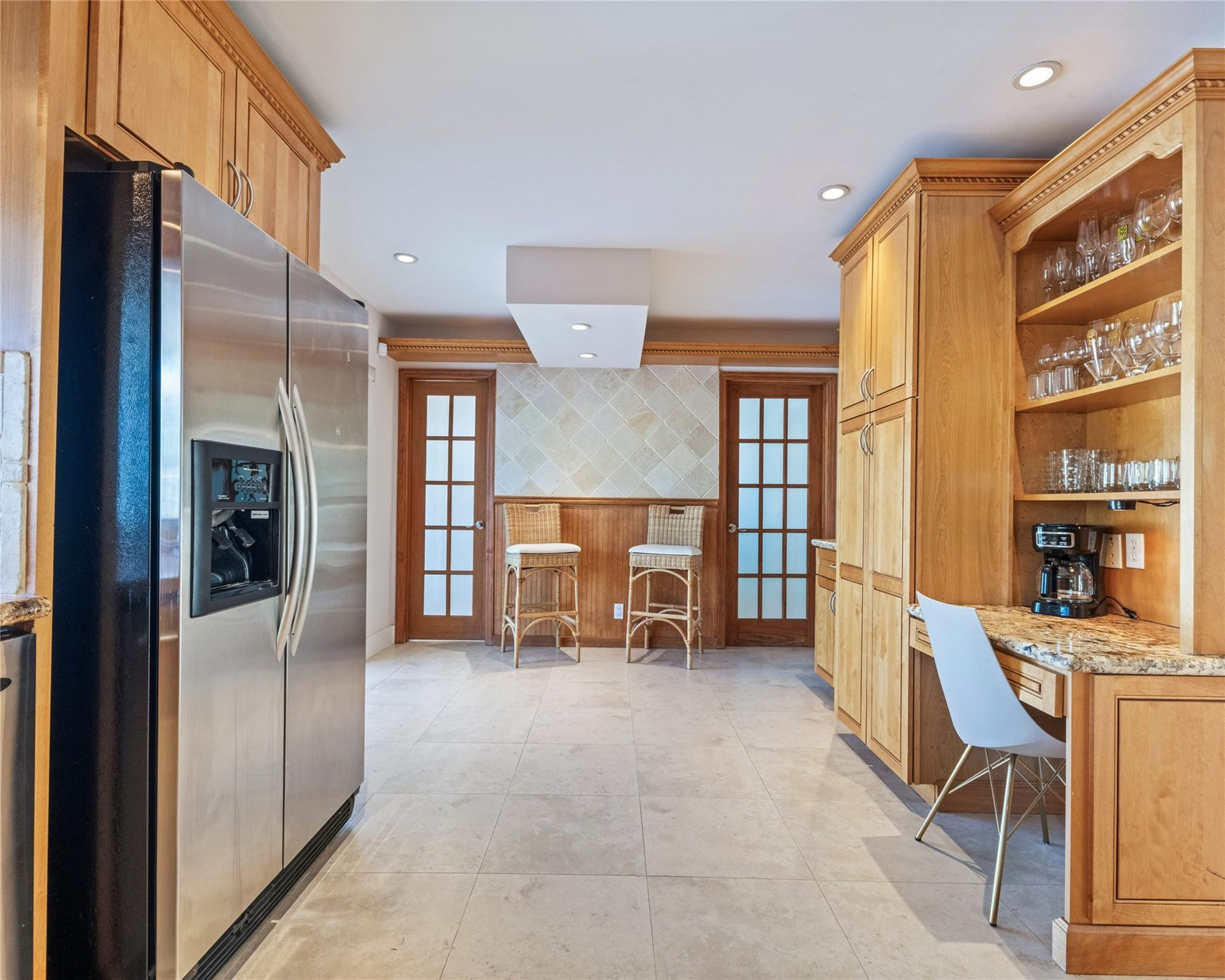 IMPERIAL POINT 4TH SEC - Residential Lease