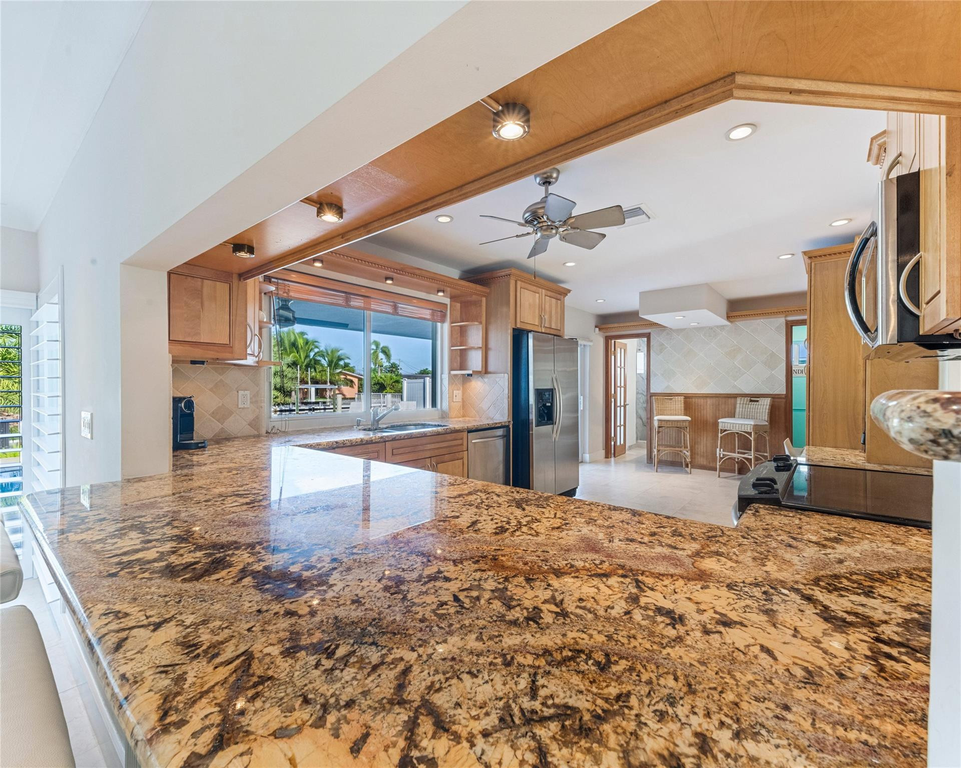 IMPERIAL POINT 4TH SEC - Residential Lease