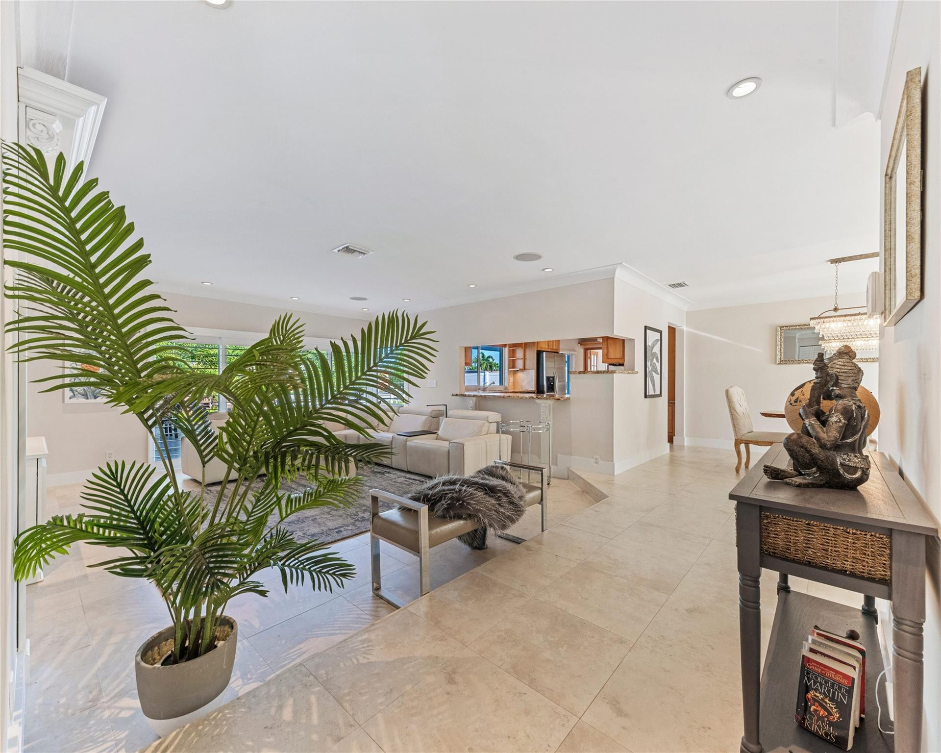 IMPERIAL POINT 4TH SEC - Residential Lease