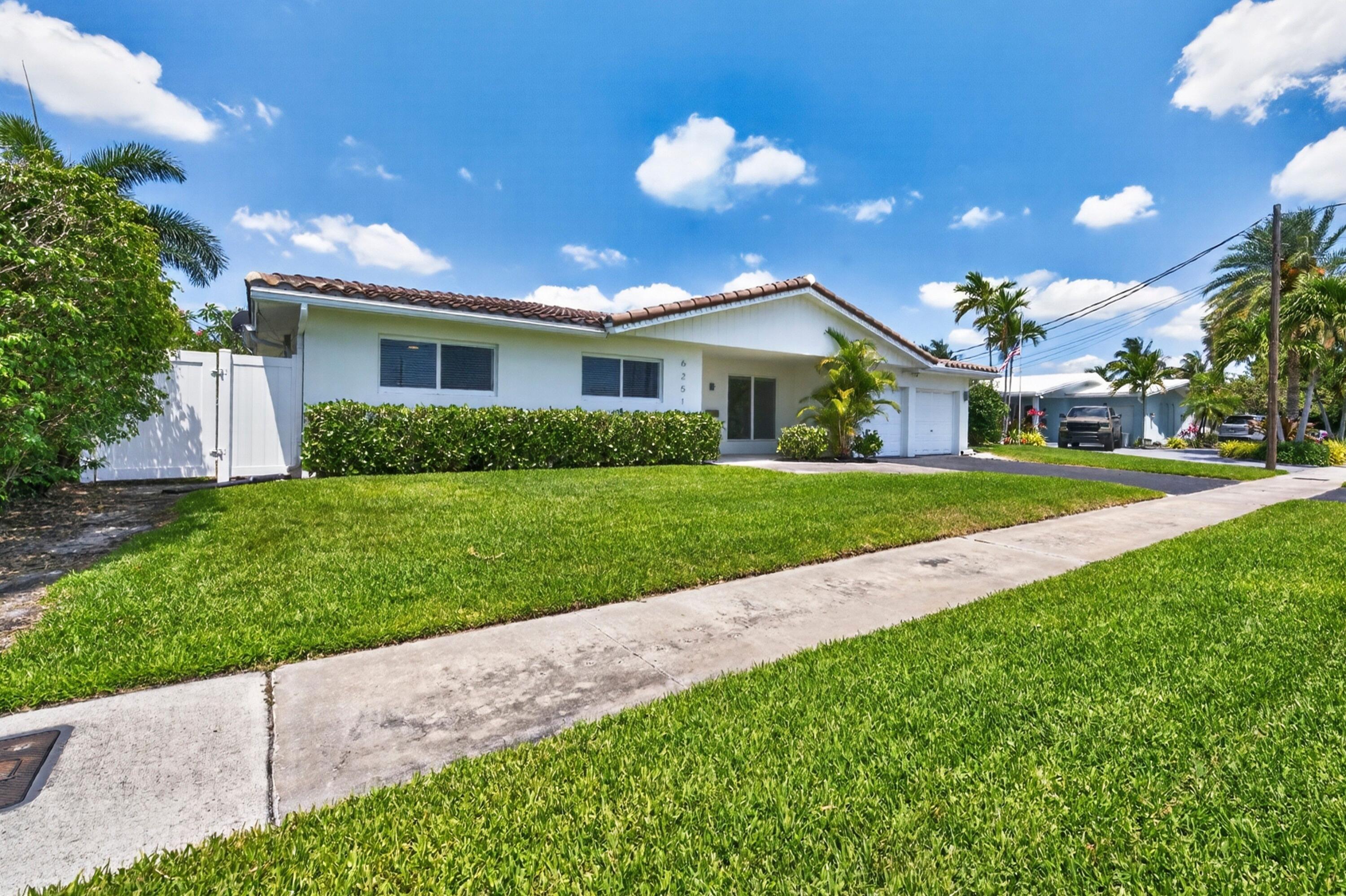 IMPERIAL POINT 4TH SEC - Residential Lease