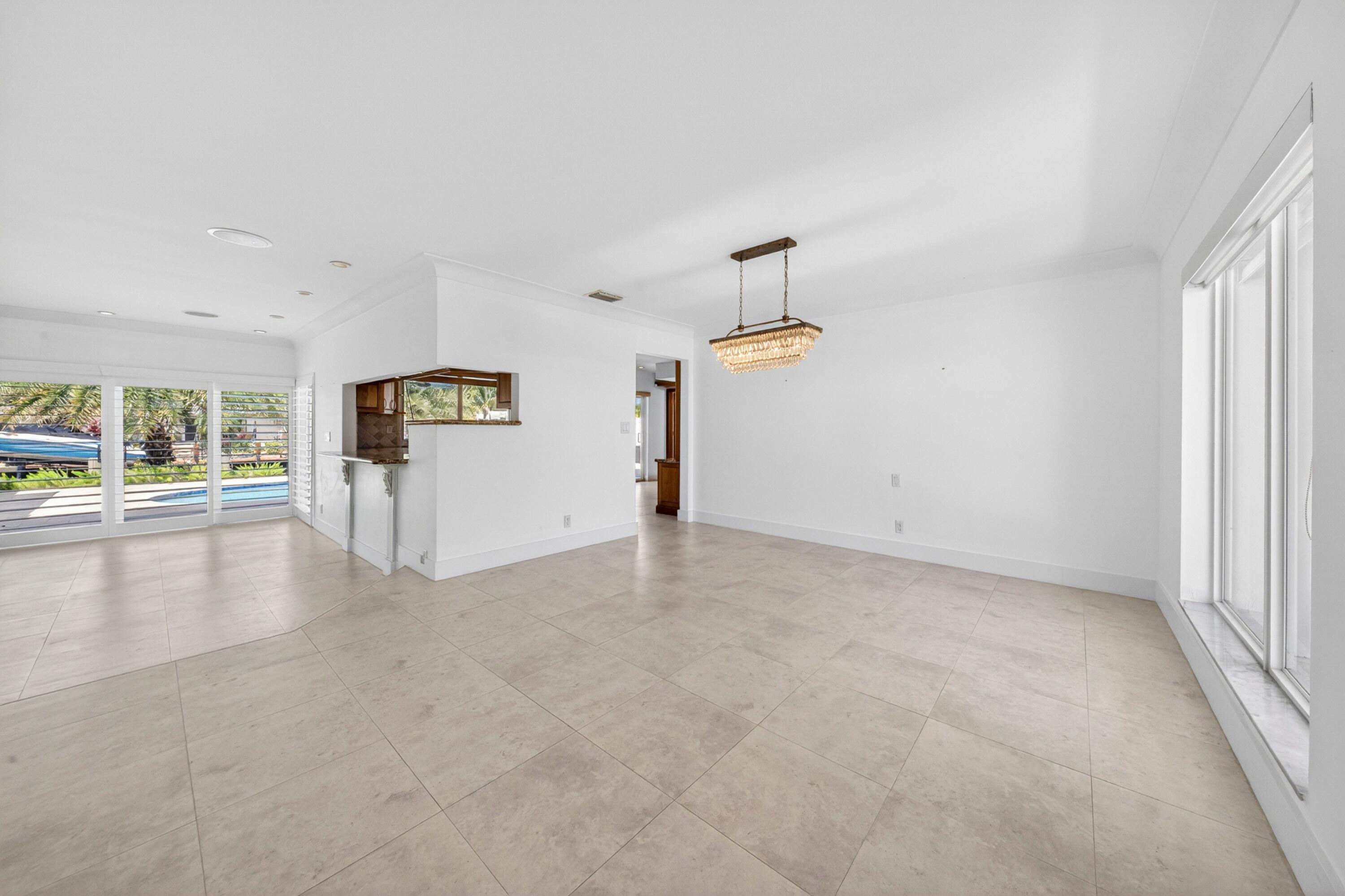 IMPERIAL POINT 4TH SEC - Residential Lease
