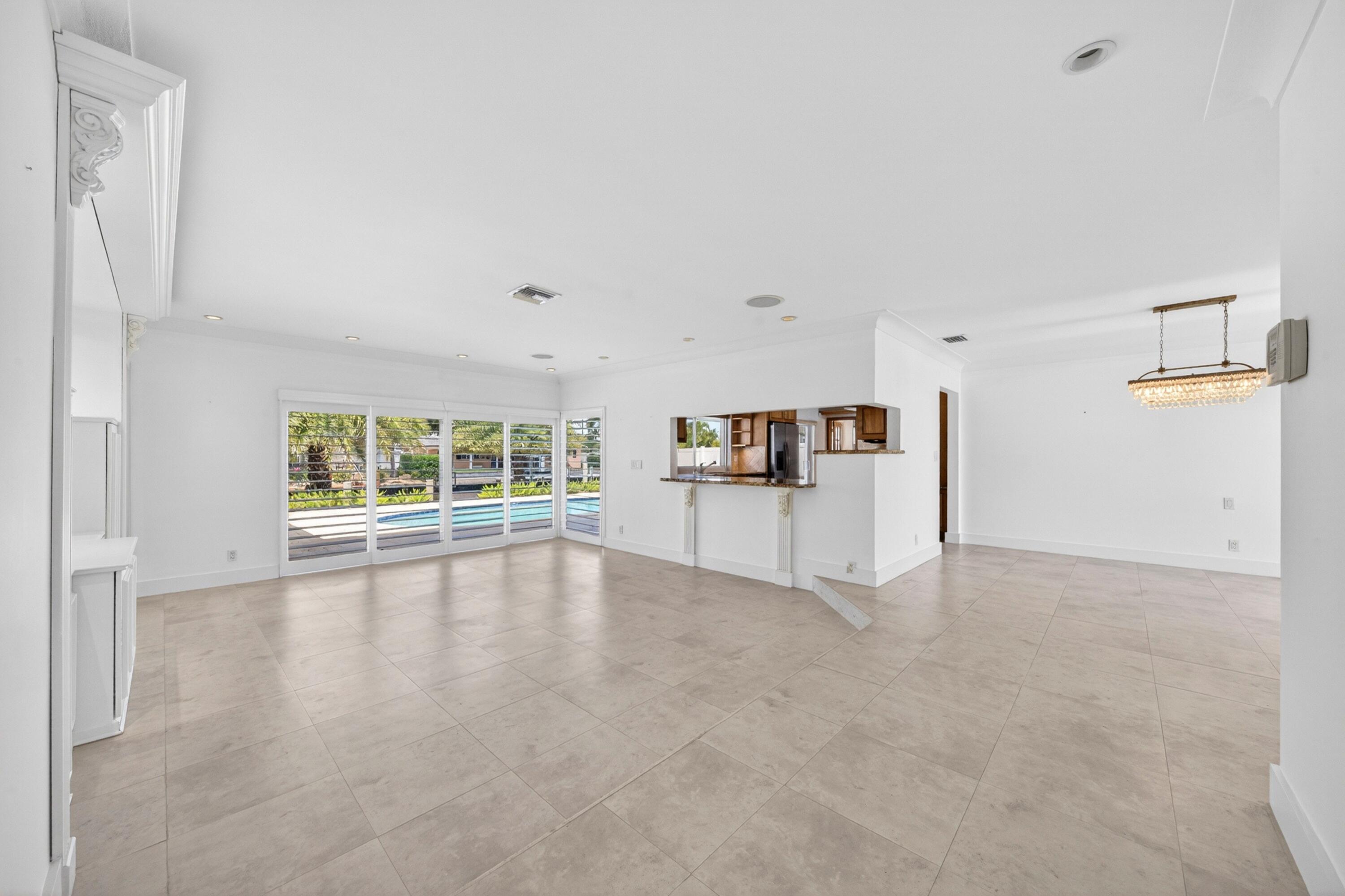 IMPERIAL POINT 4TH SEC - Residential Lease