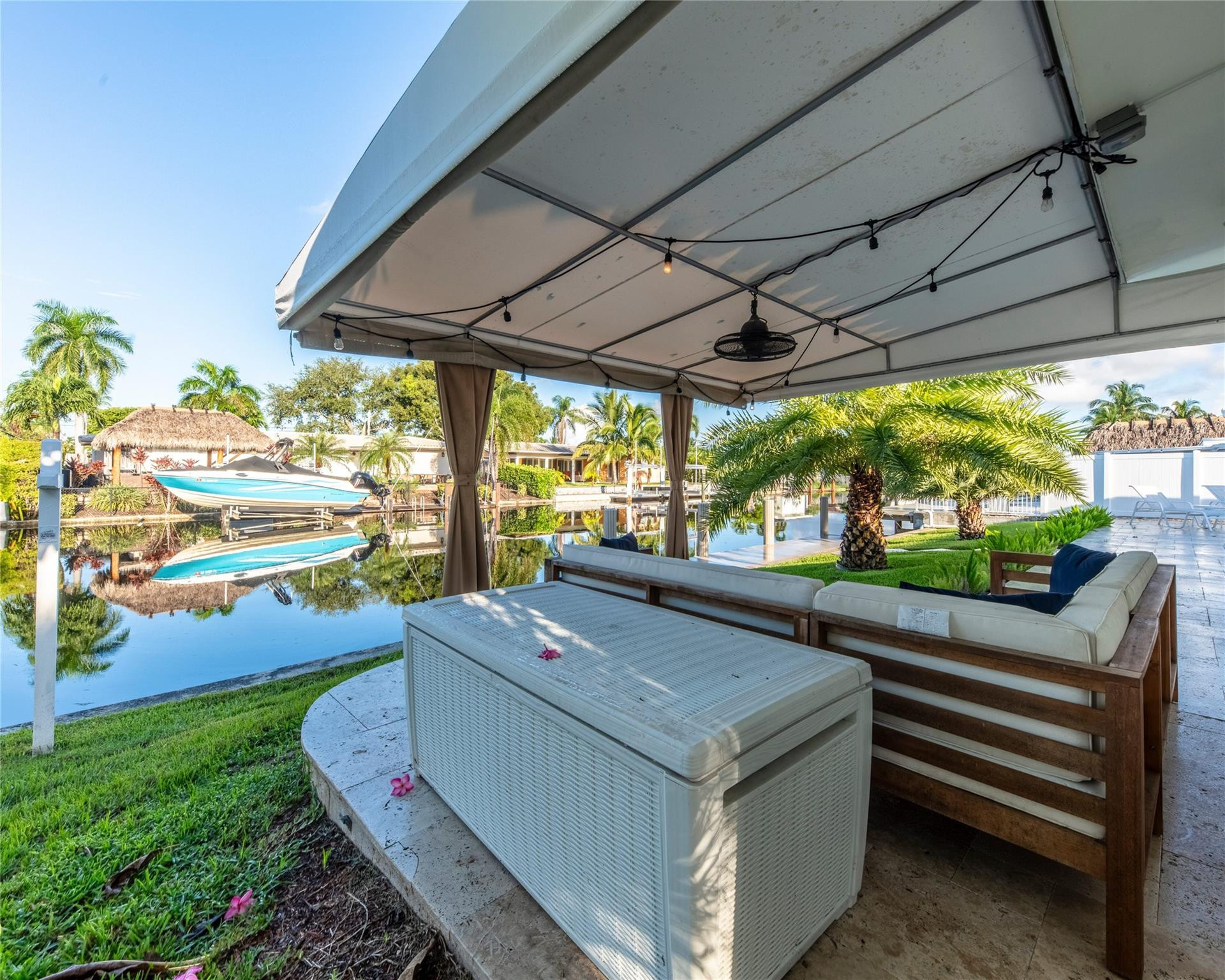 IMPERIAL POINT 4TH SEC - Residential Lease