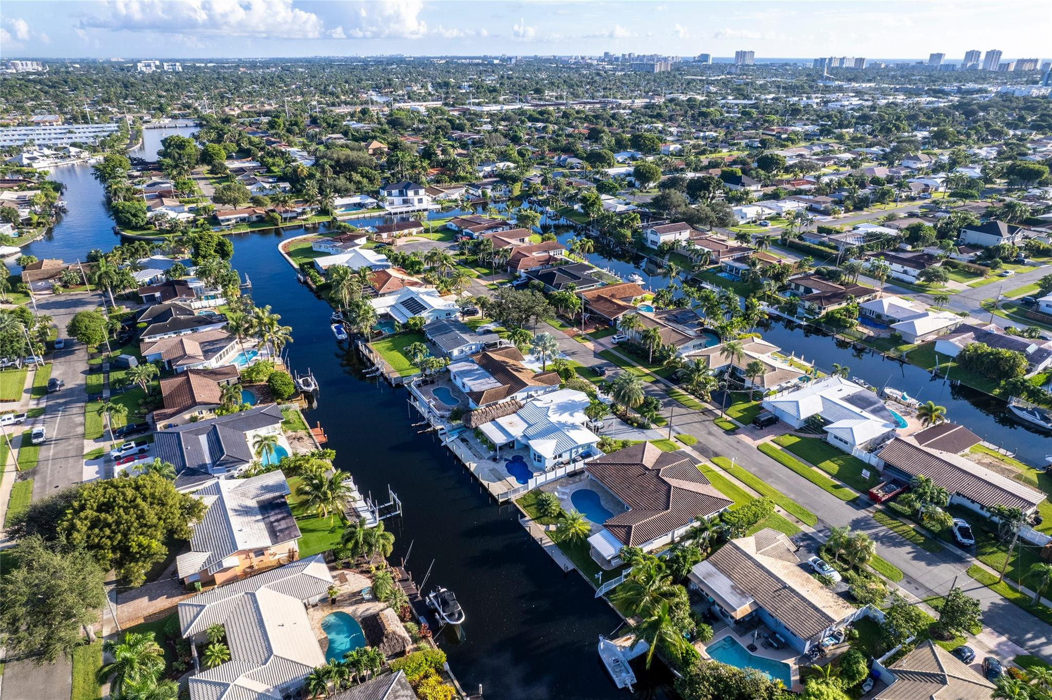 IMPERIAL POINT 4TH SEC - Residential Lease