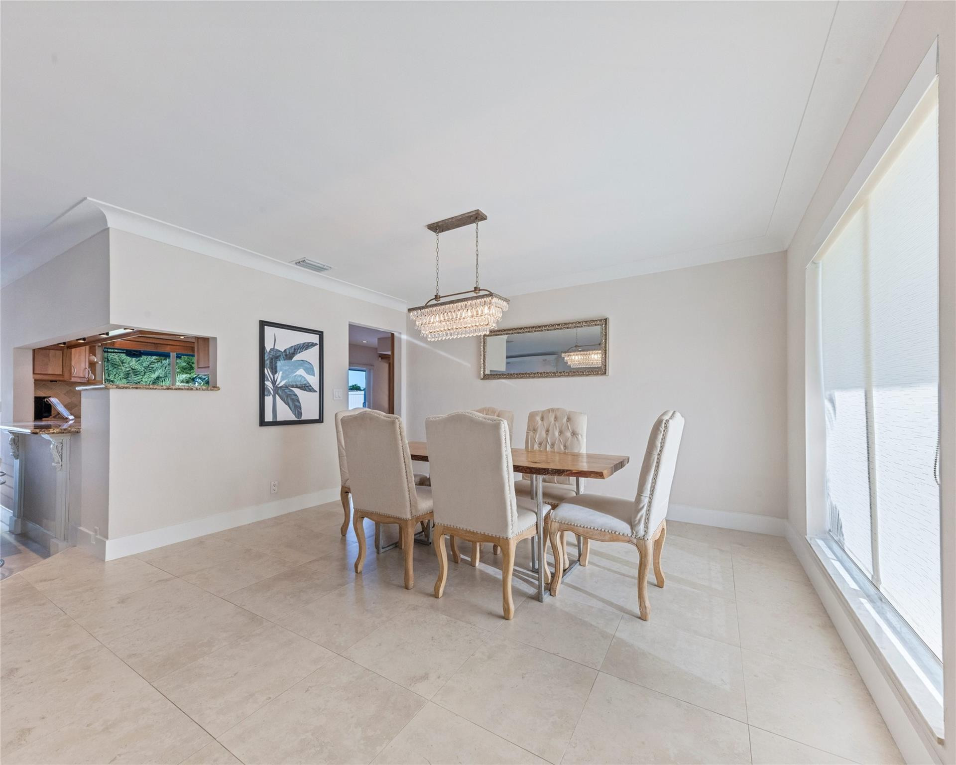 IMPERIAL POINT 4TH SEC - Residential Lease