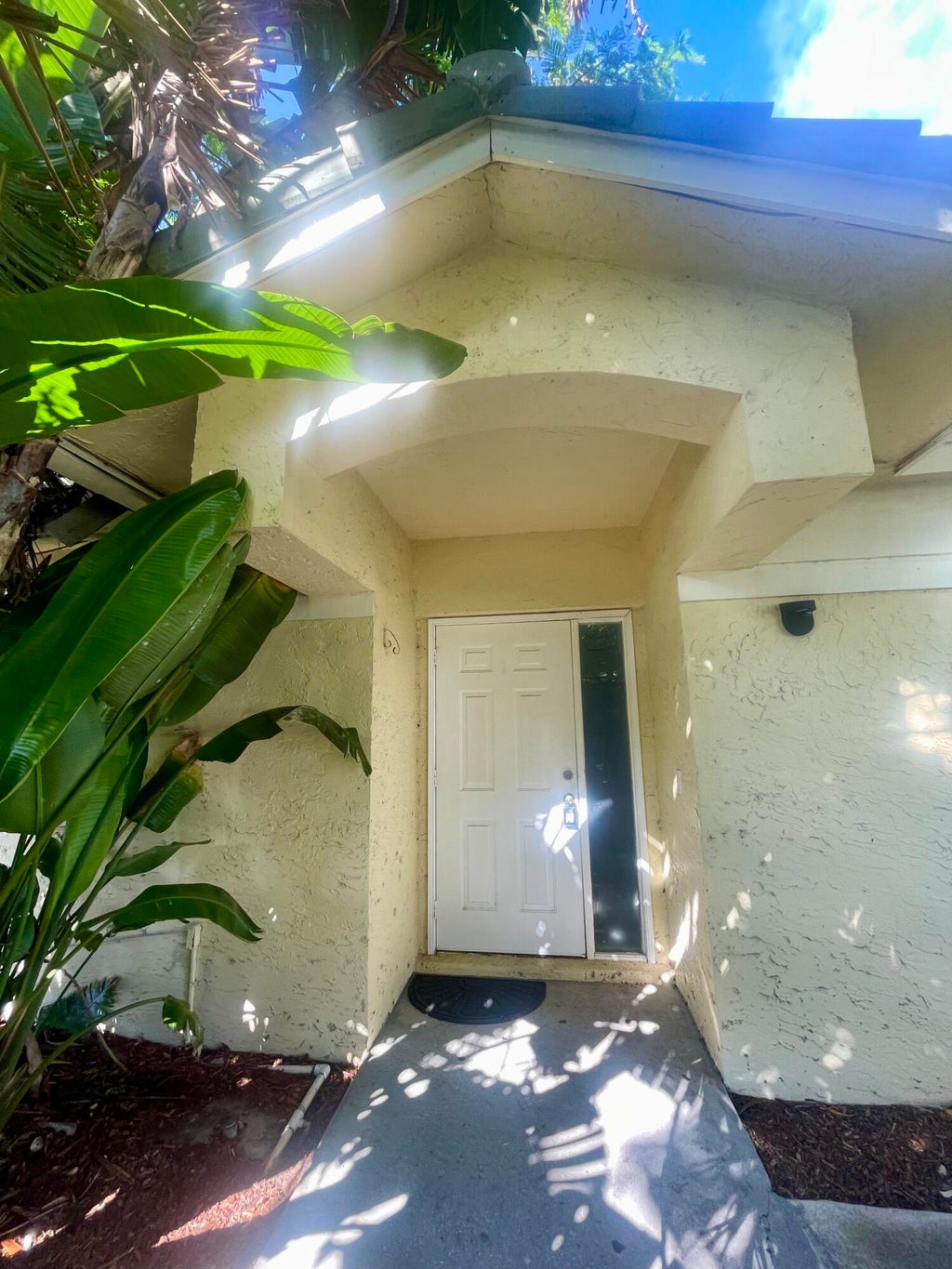 Photo of 678 Via Toscana, Wellington, FL 33414 (MLS # B26057851)