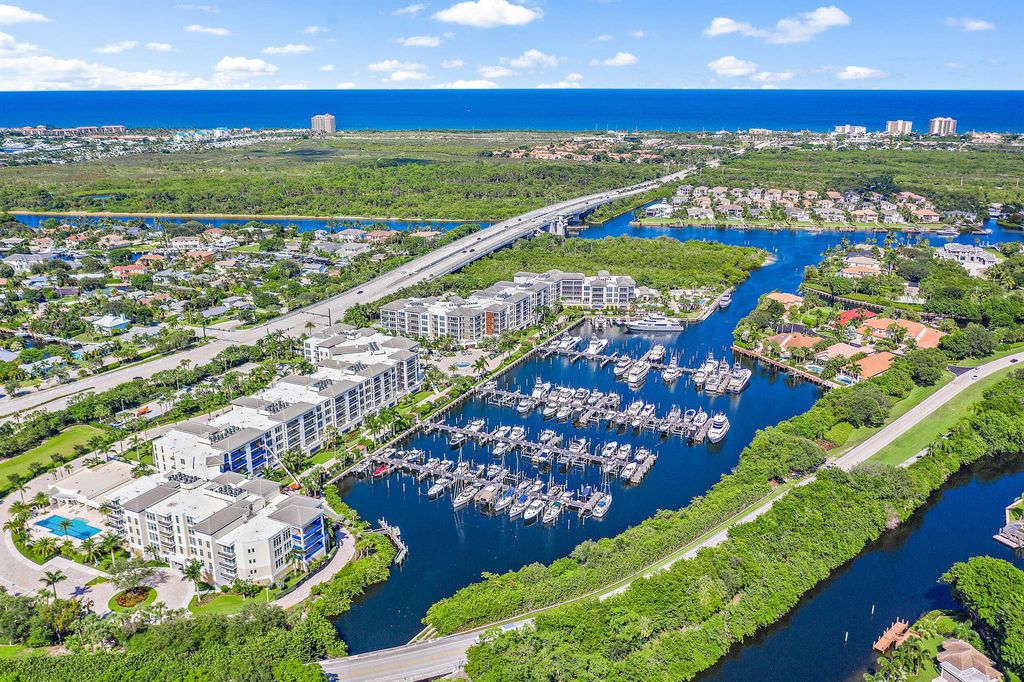 Photo of 2720 Donald Ross Road #406, Palm Beach Gardens, FL 33410 (MLS # R11138583)