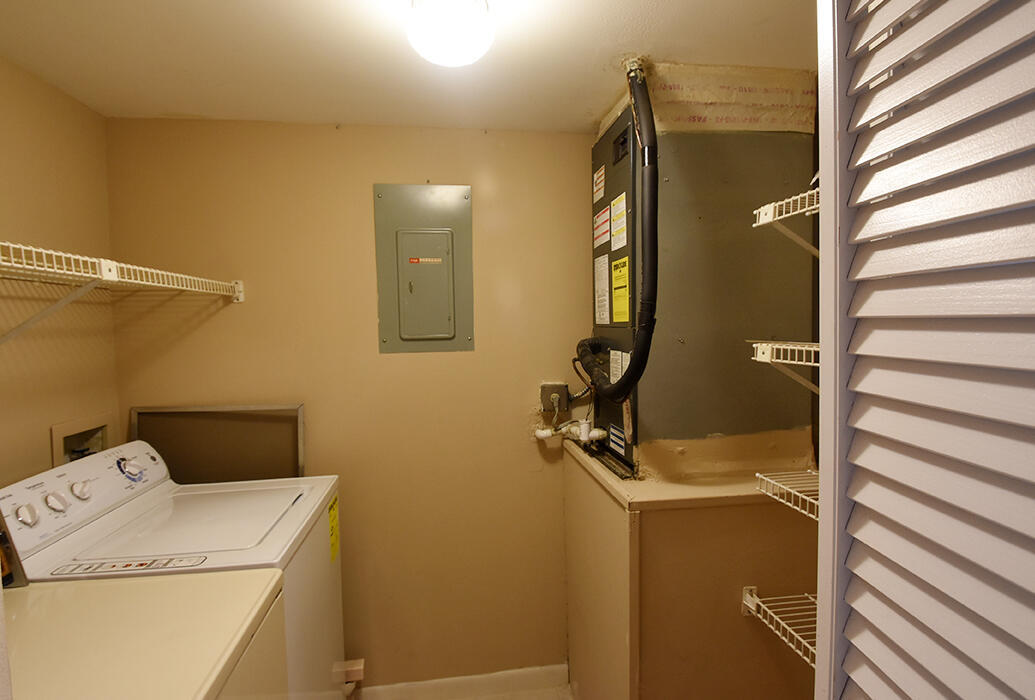 PINE RIDGE AT HAVERHILL CONDO - Residential