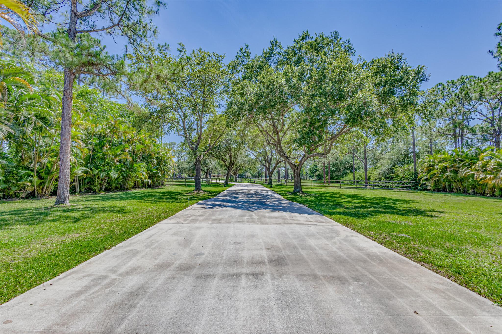 1900 SE Ranch Road