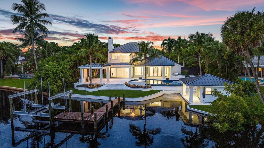 Photo of 9460 SE Point Terrace, Jupiter, FL 33469 (MLS # R10924551)