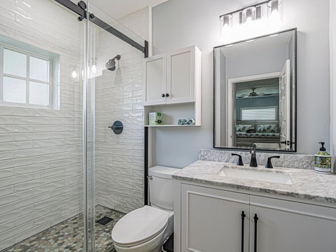 Tiny photo for 524 7th Square, Vero Beach, FL 32962 (MLS # B26055056)