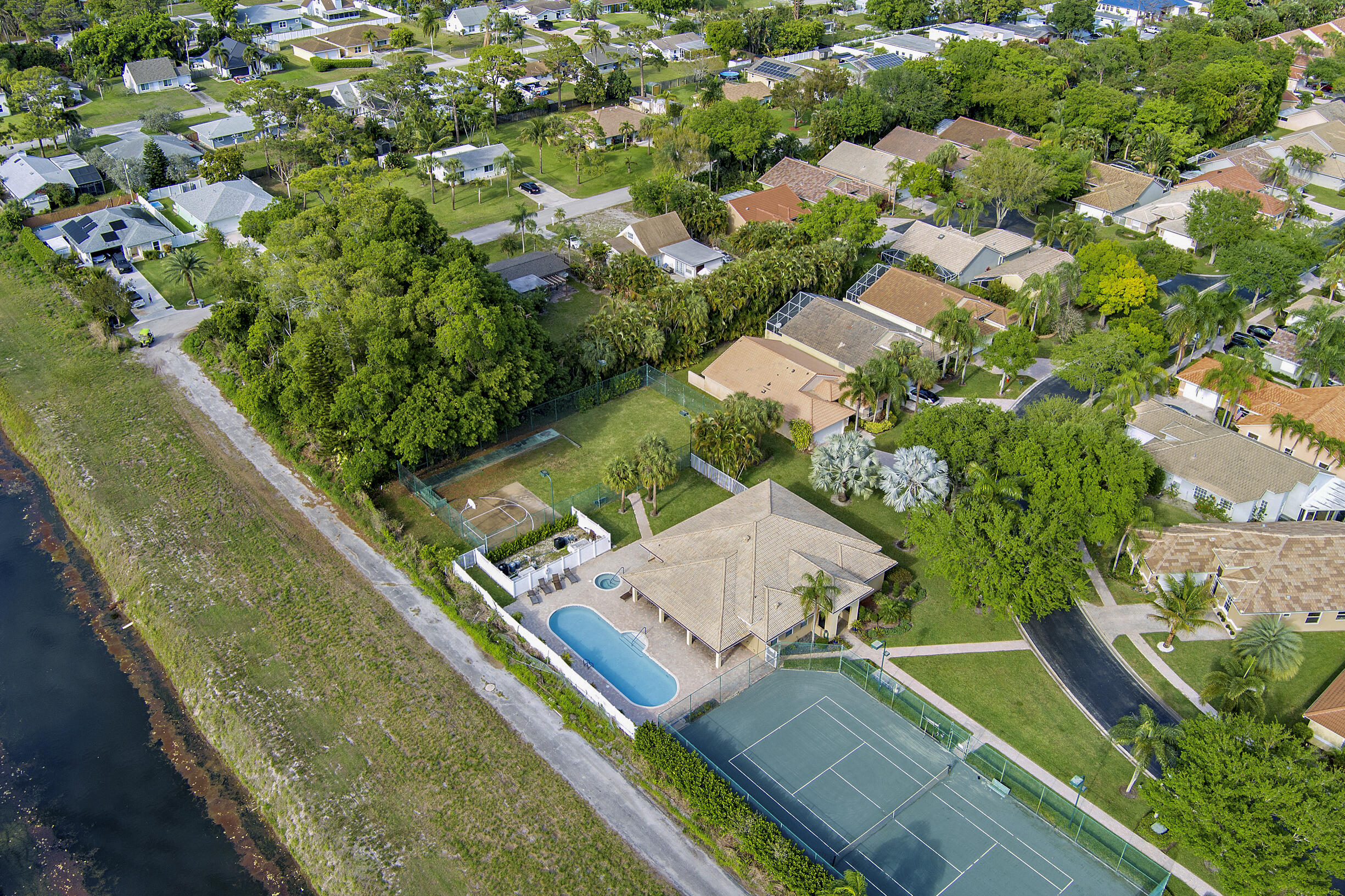 Palm Beach Bath & Tennis - Residential