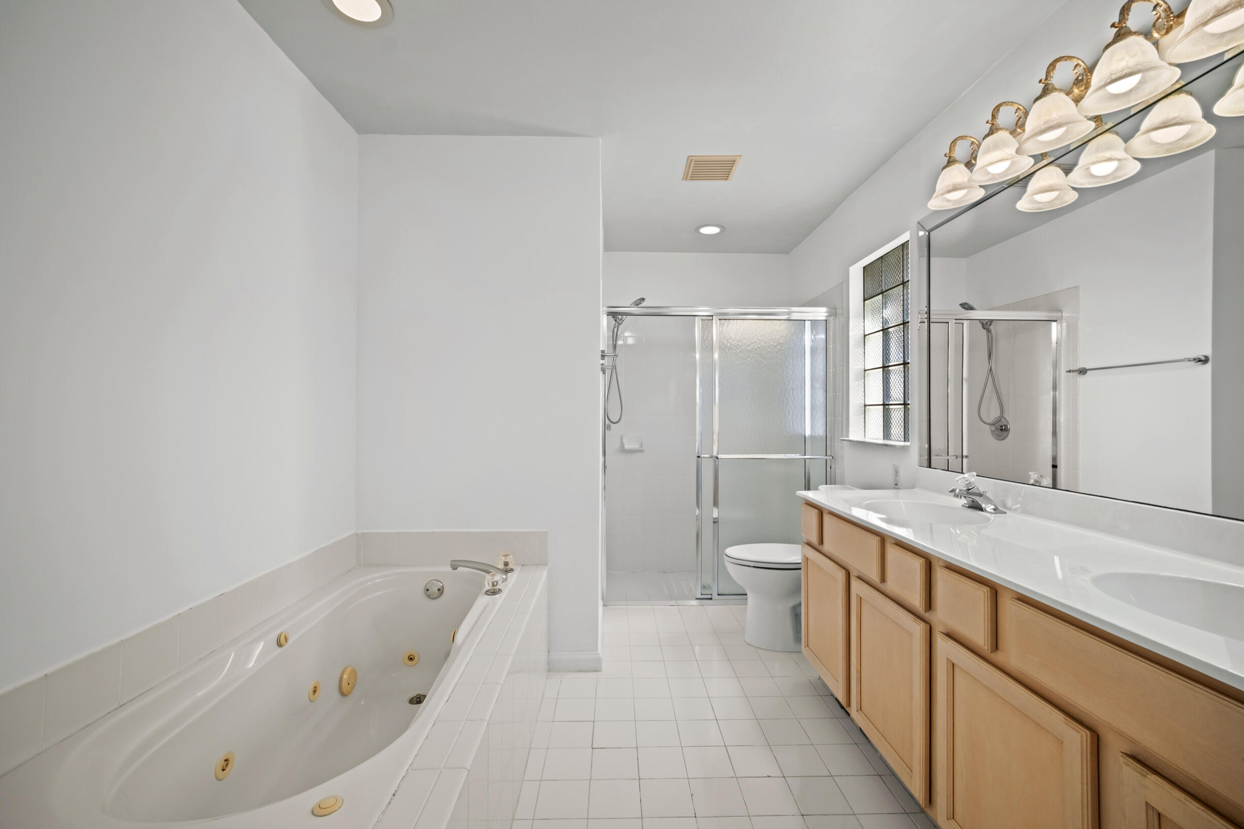 Palm Beach Bath & Tennis - Residential