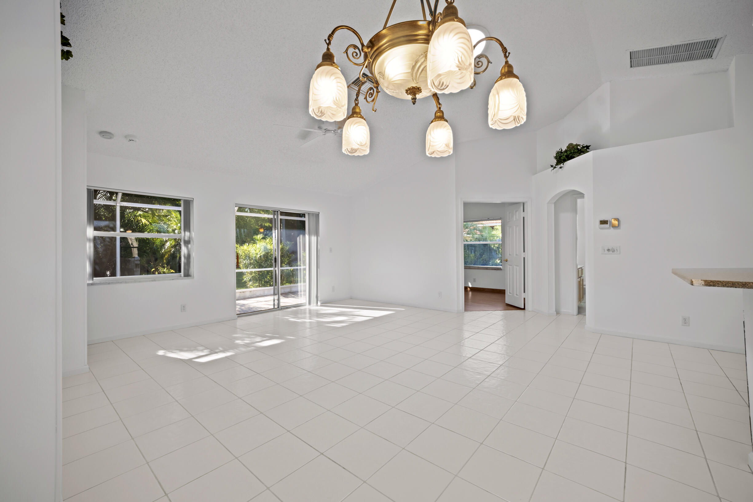 Palm Beach Bath & Tennis - Residential