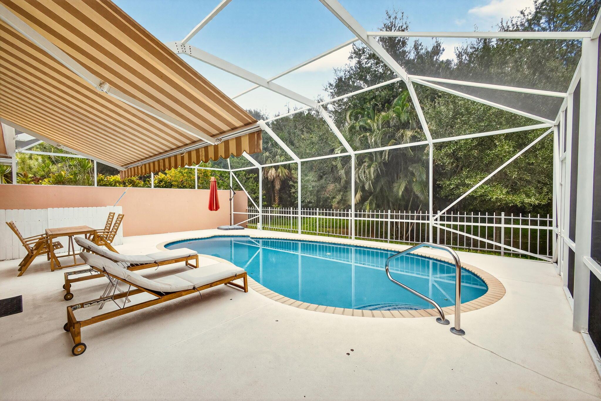 130 S Hampton Drive
